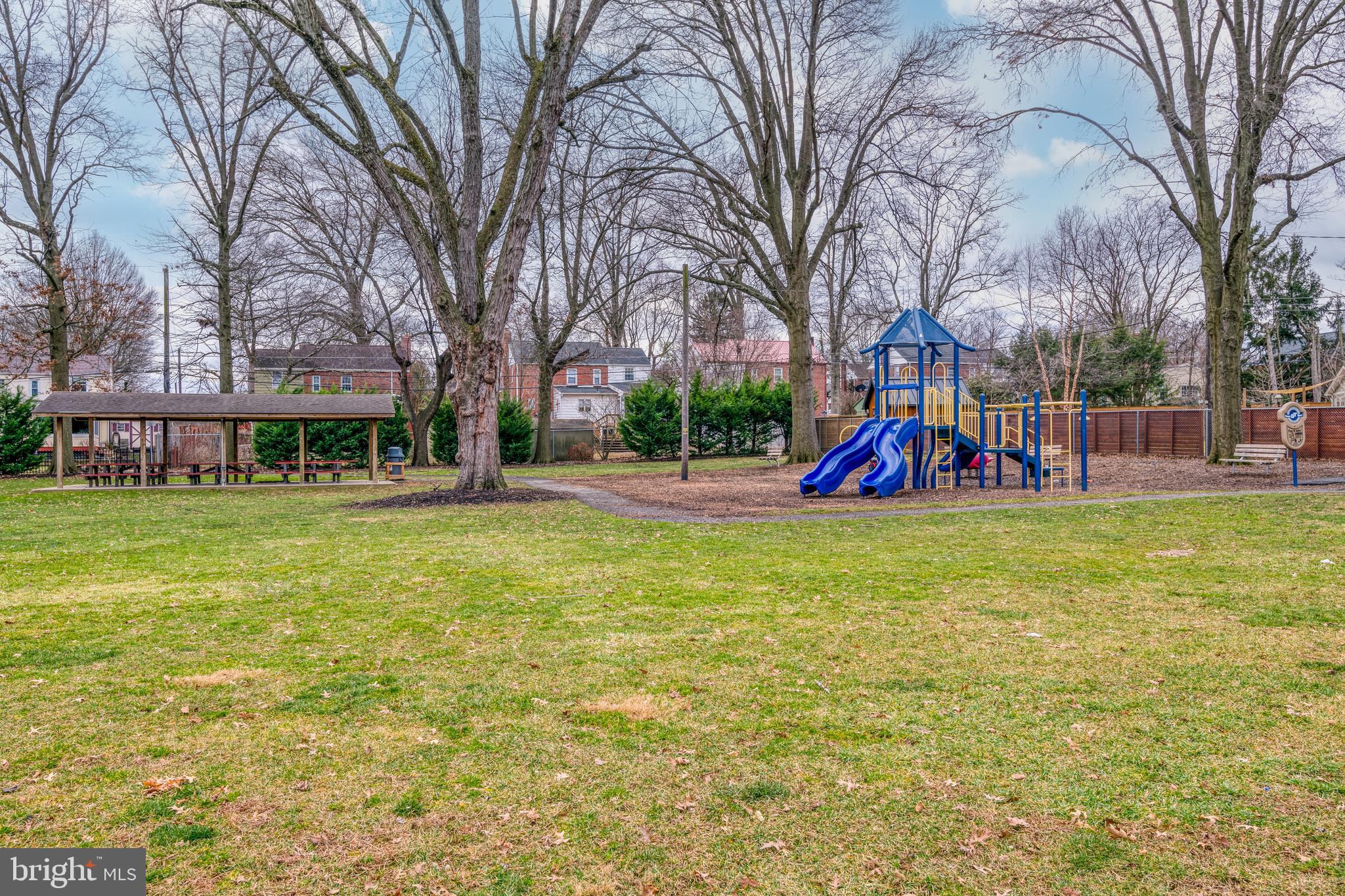HIGHLAND PARK - Residential