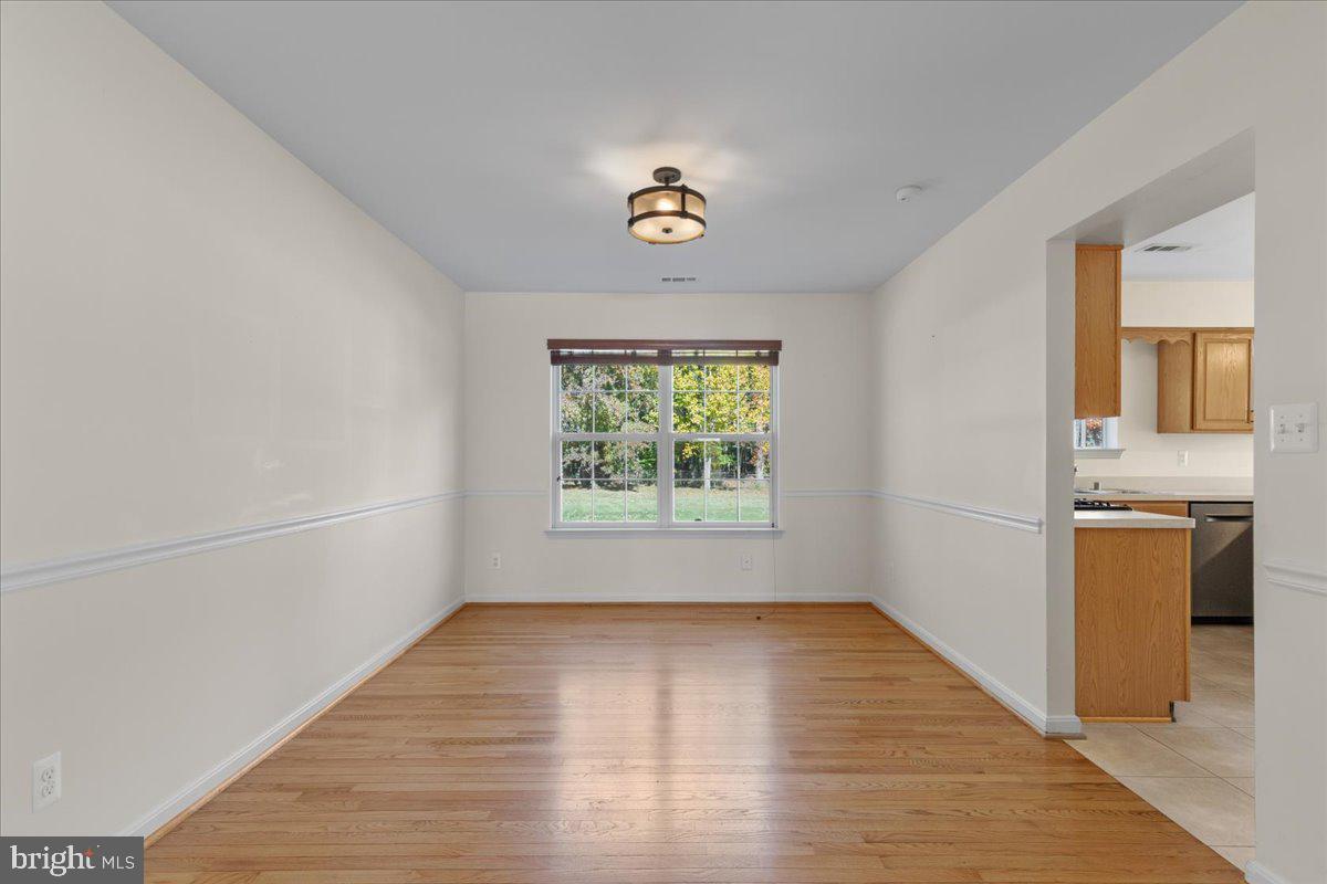 CHESAPEAKE WOODS - Residential Lease