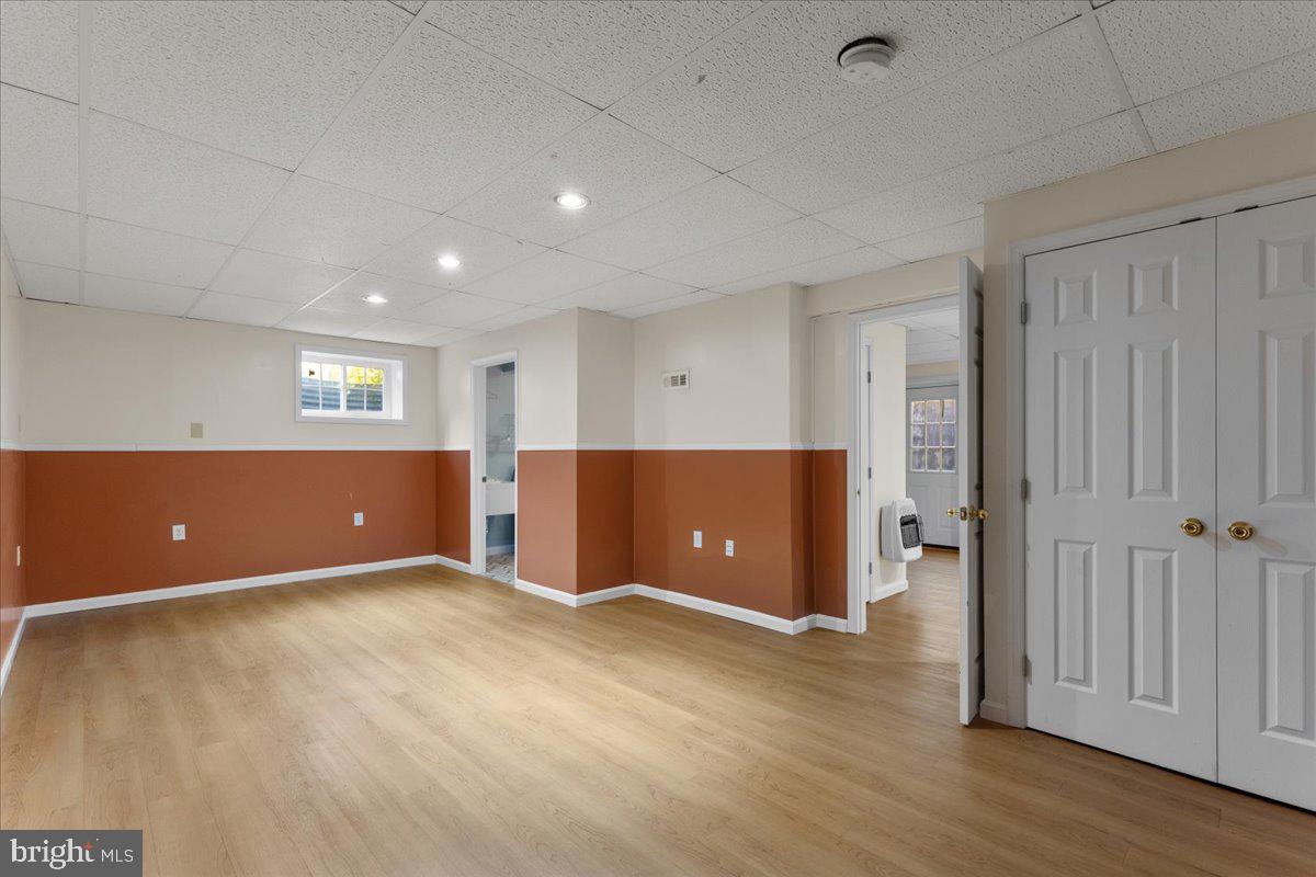 CHESAPEAKE WOODS - Residential Lease