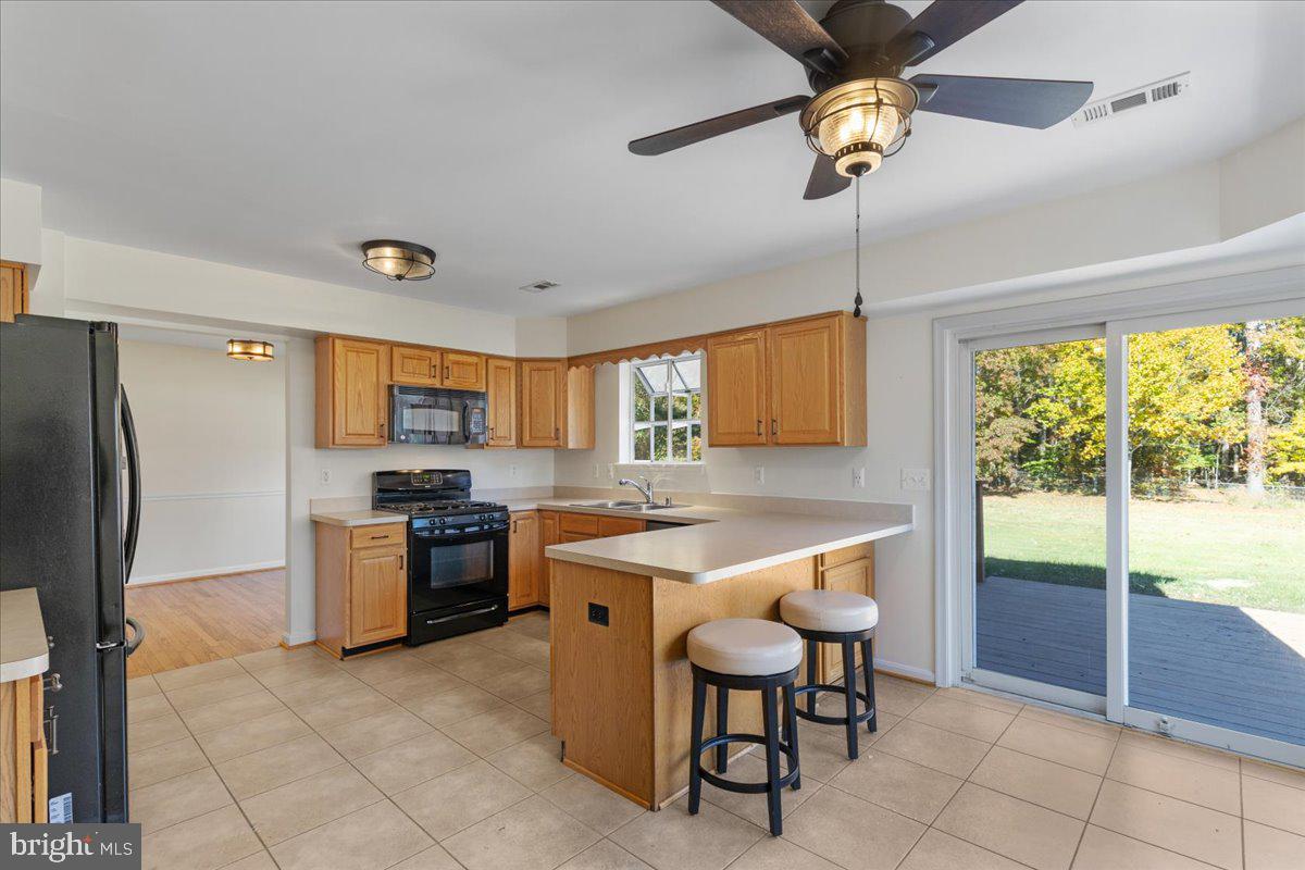 CHESAPEAKE WOODS - Residential Lease