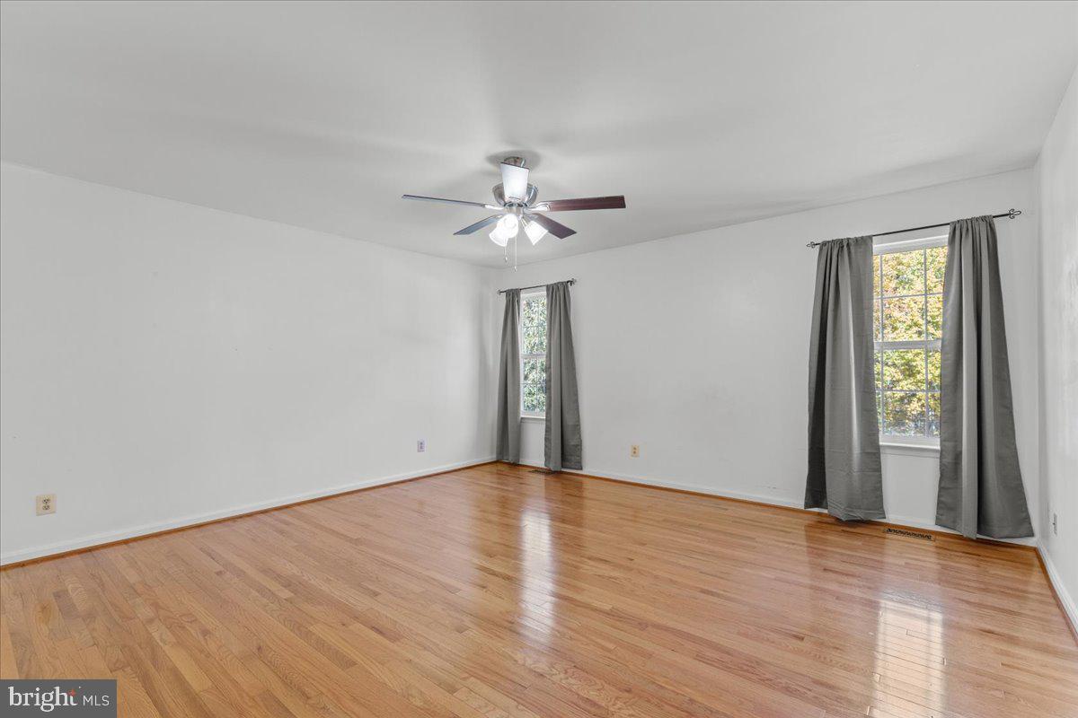 CHESAPEAKE WOODS - Residential Lease