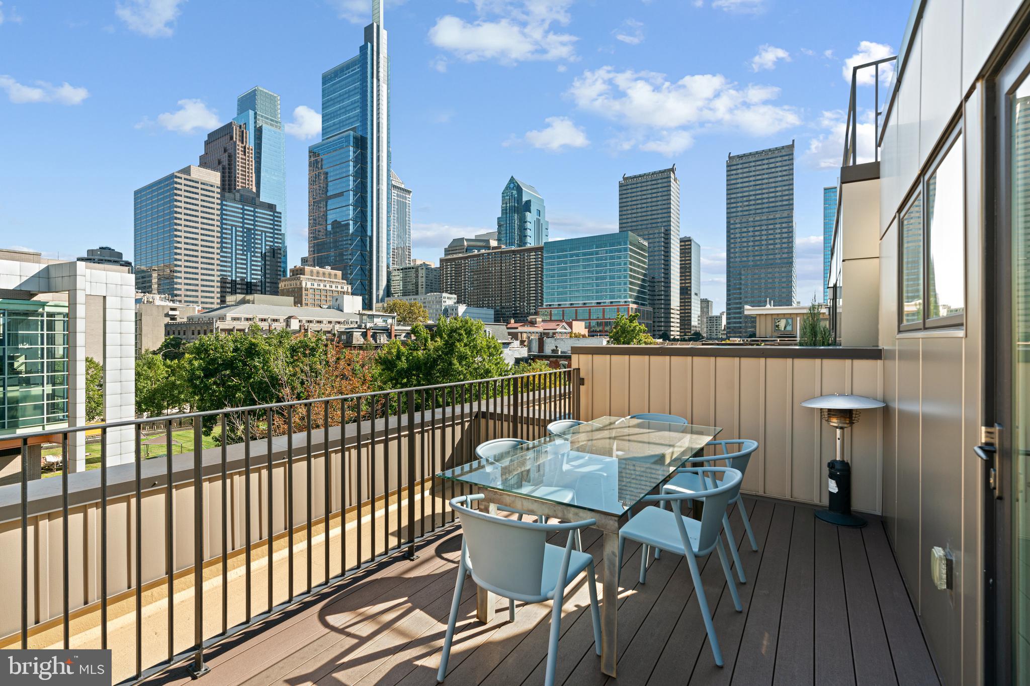 RITTENHOUSE SQUARE - Residential