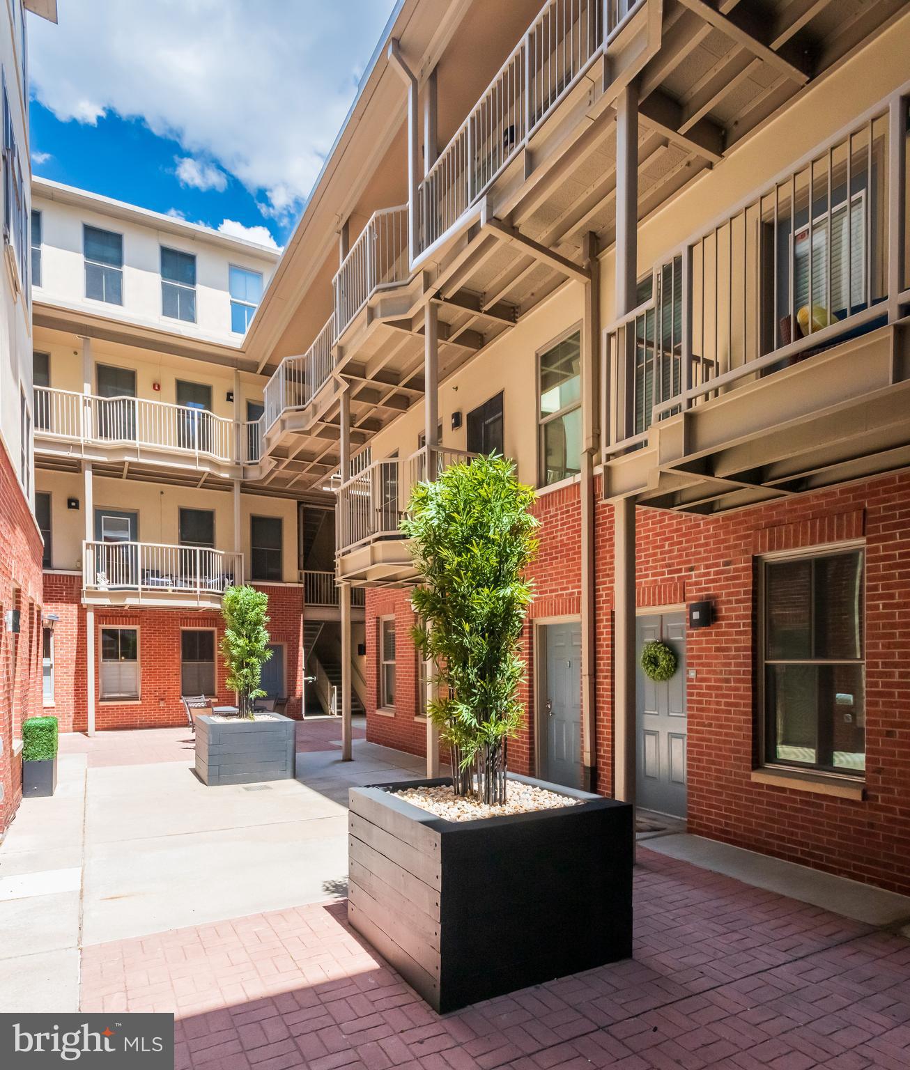 OLD CITY - Residential Lease