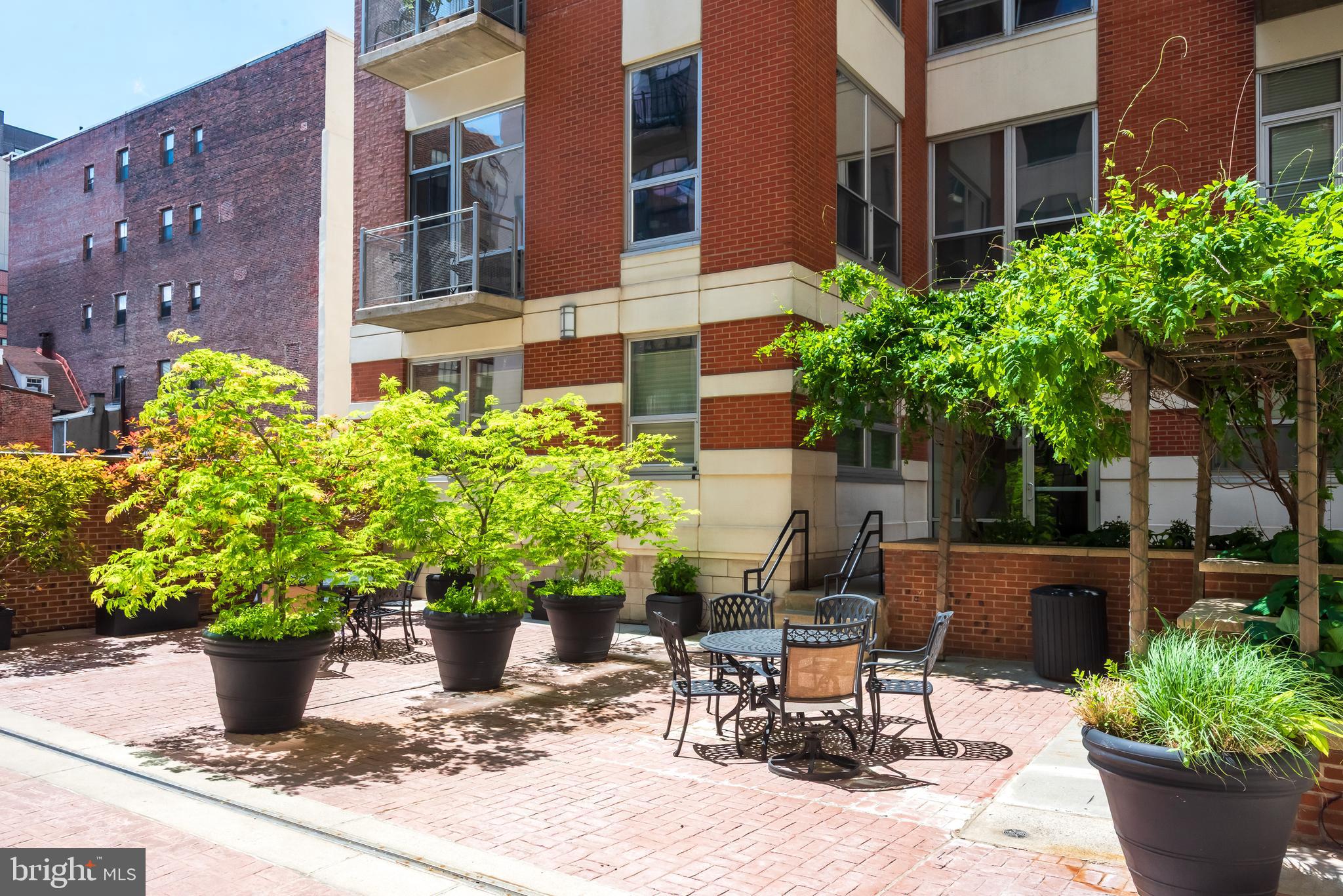 OLD CITY - Residential Lease