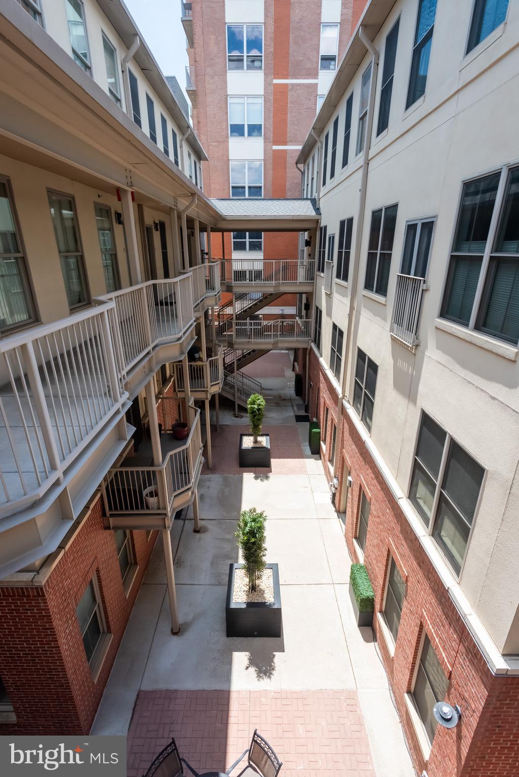 OLD CITY - Residential Lease