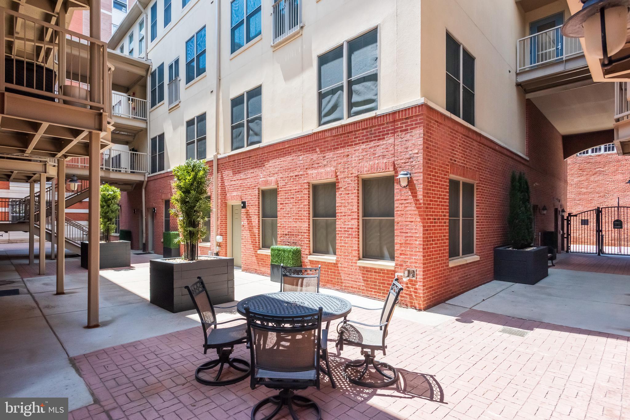 OLD CITY - Residential Lease