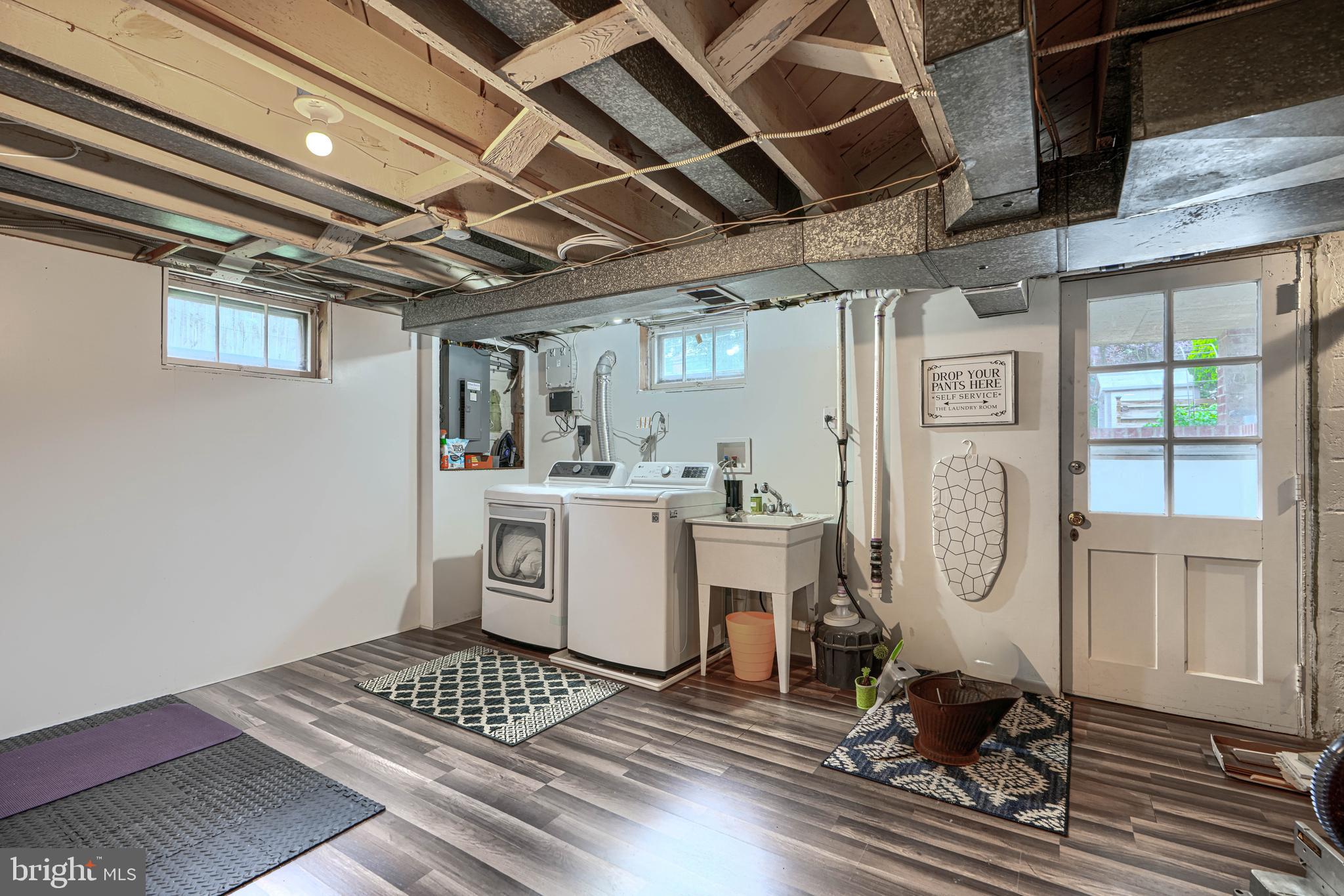 LOCH RAVEN MANOR - Residential