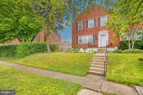 Townhouse For Sale - 8132 Pleasant Plains Road<br/> TOWSON, MD 21286