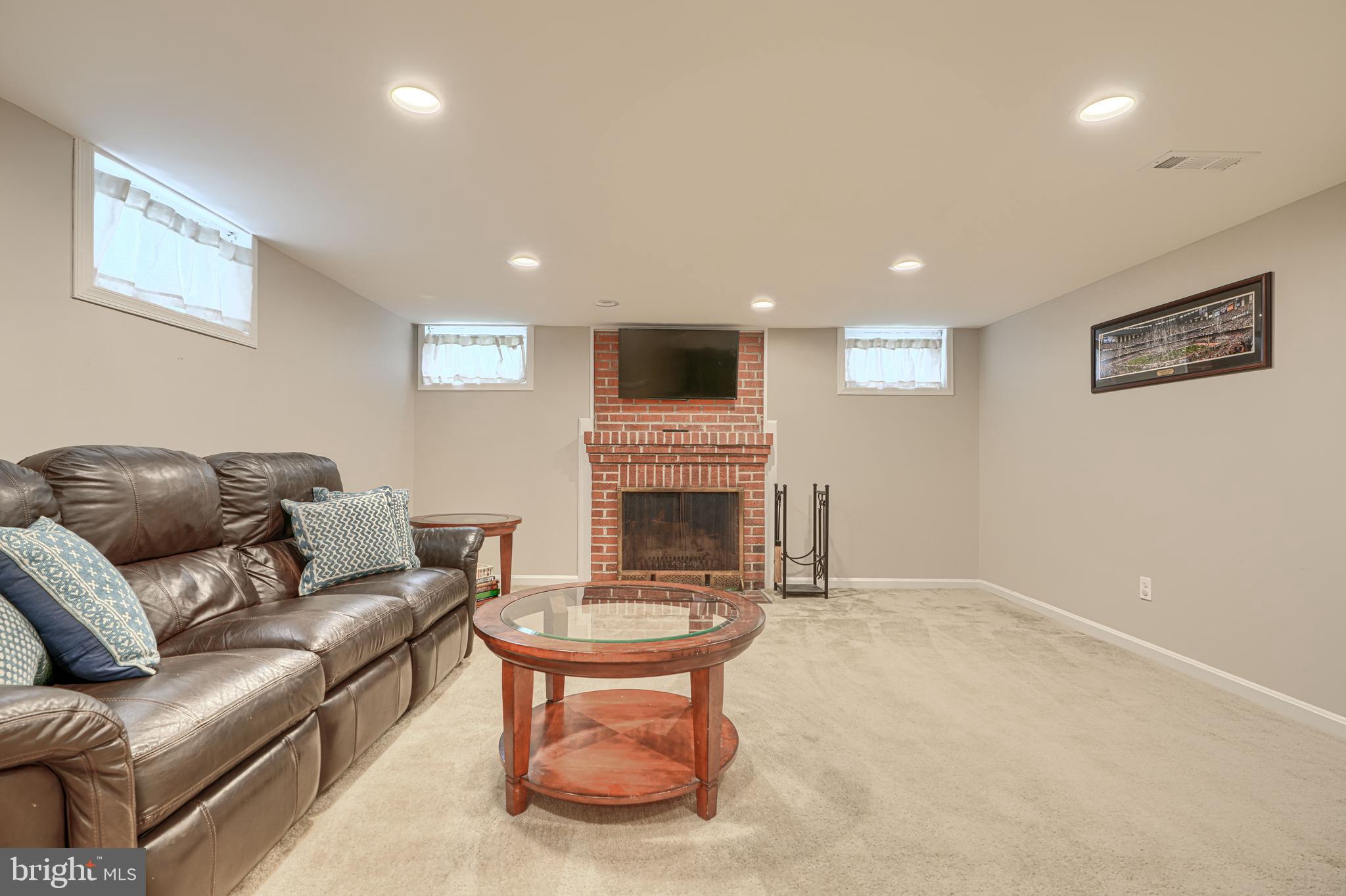 LOCH RAVEN MANOR - Residential