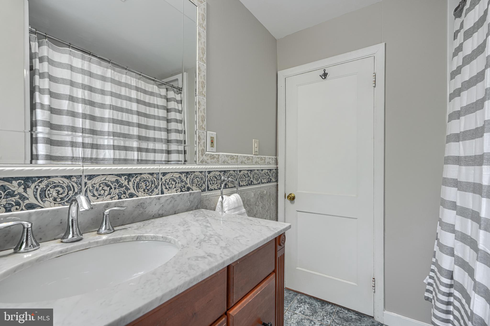 LOCH RAVEN MANOR - Residential
