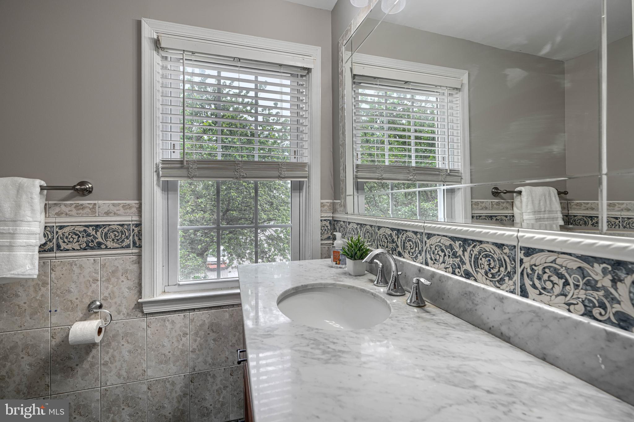 LOCH RAVEN MANOR - Residential
