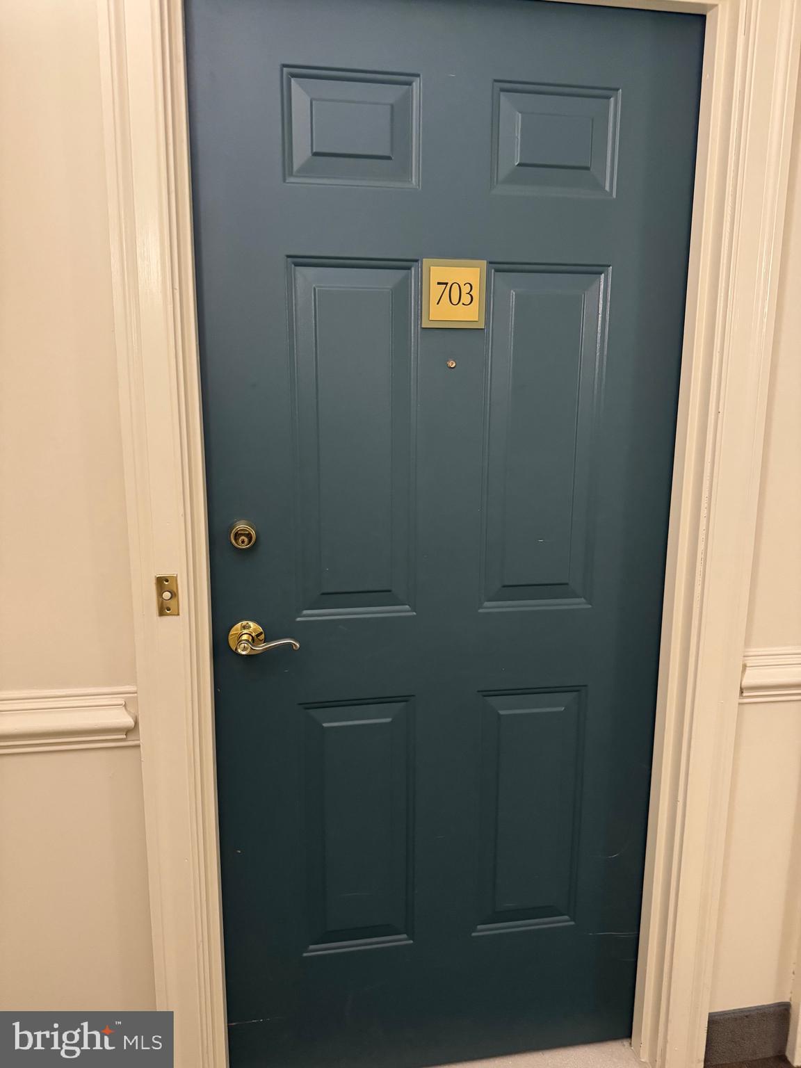 LEXINGTON SQUARE - Residential Lease