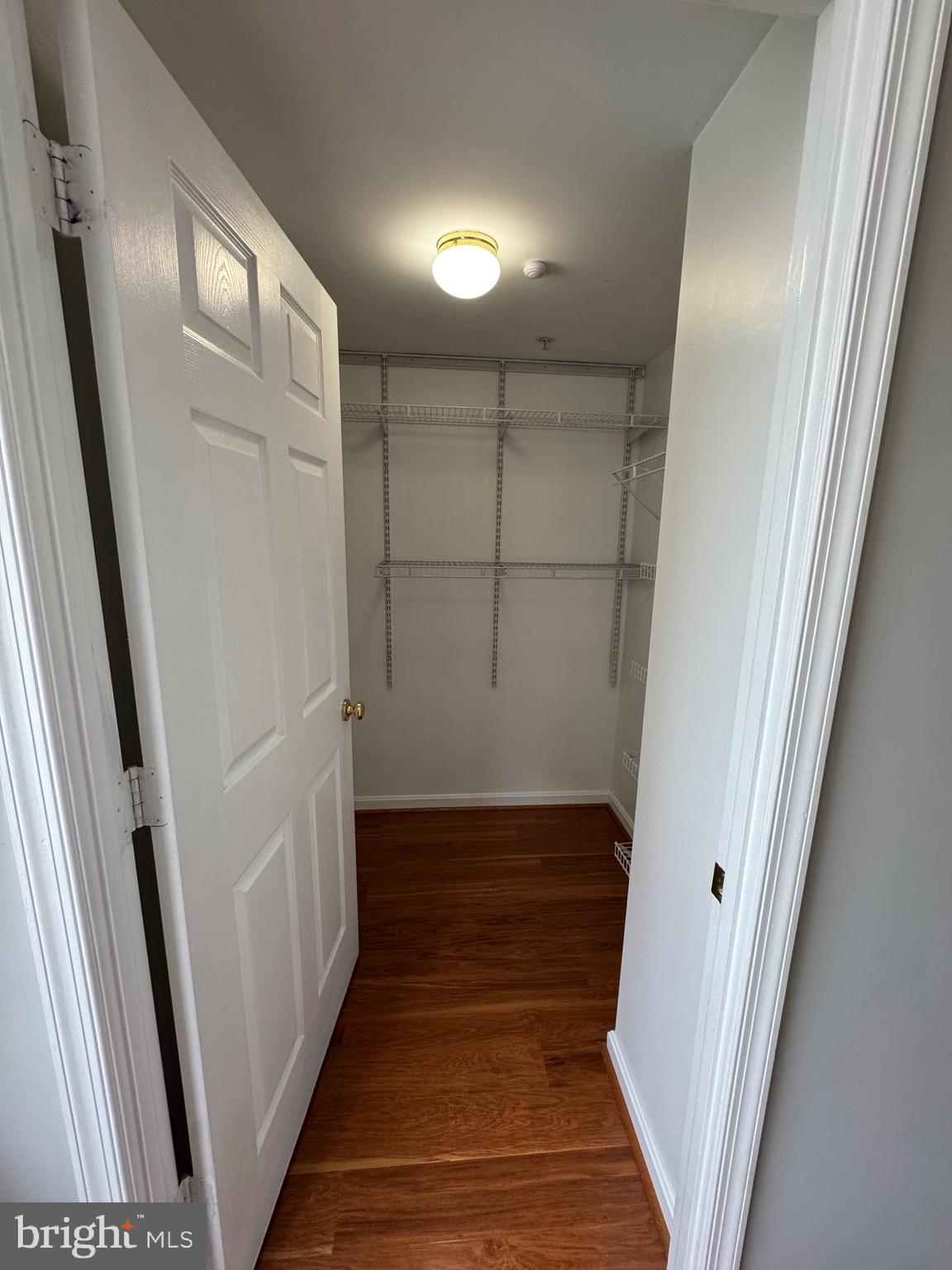 LEXINGTON SQUARE - Residential Lease