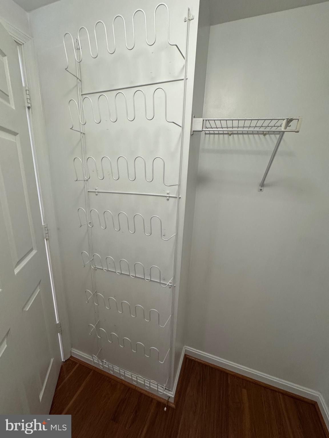 LEXINGTON SQUARE - Residential Lease