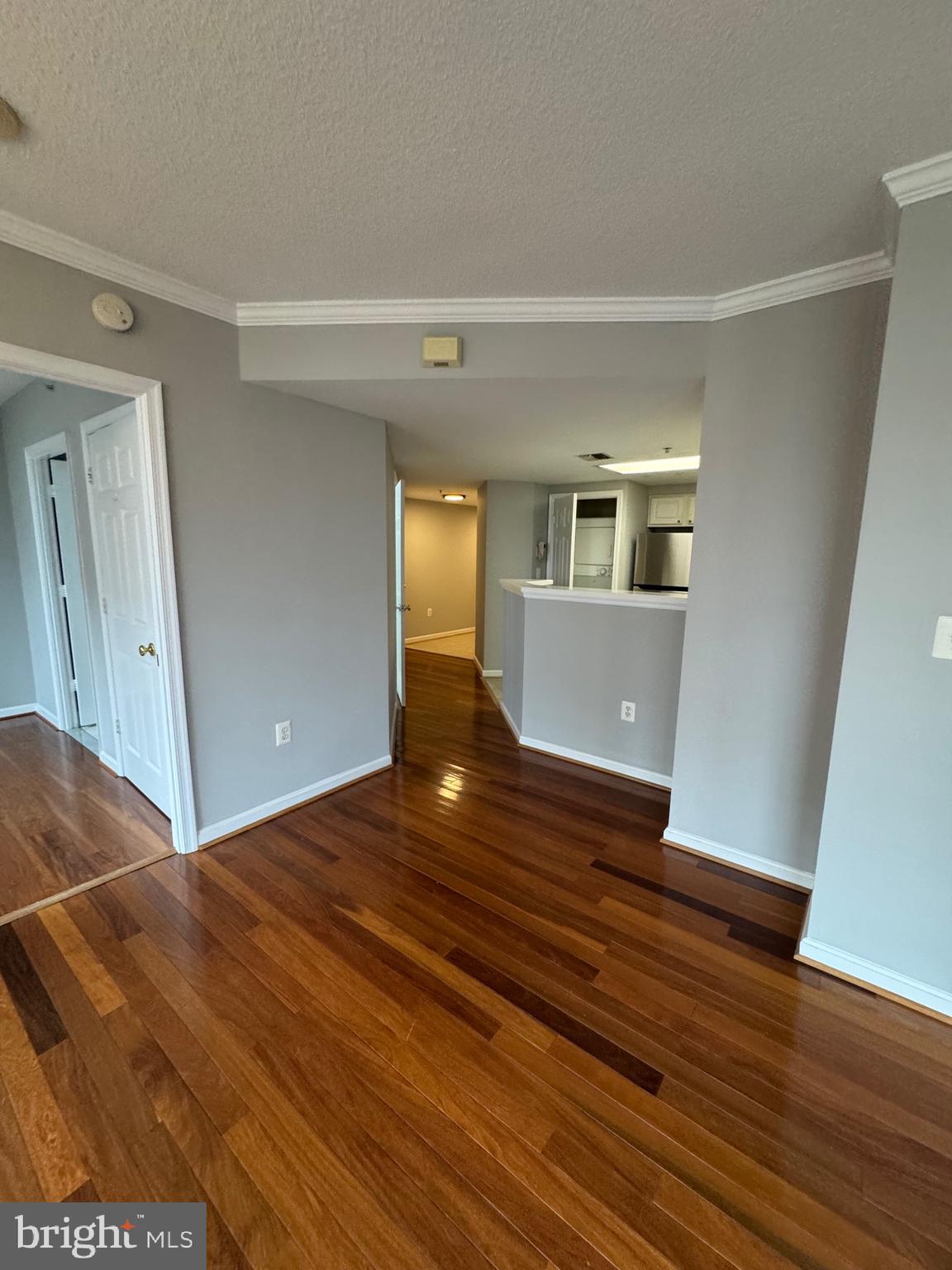 LEXINGTON SQUARE - Residential Lease