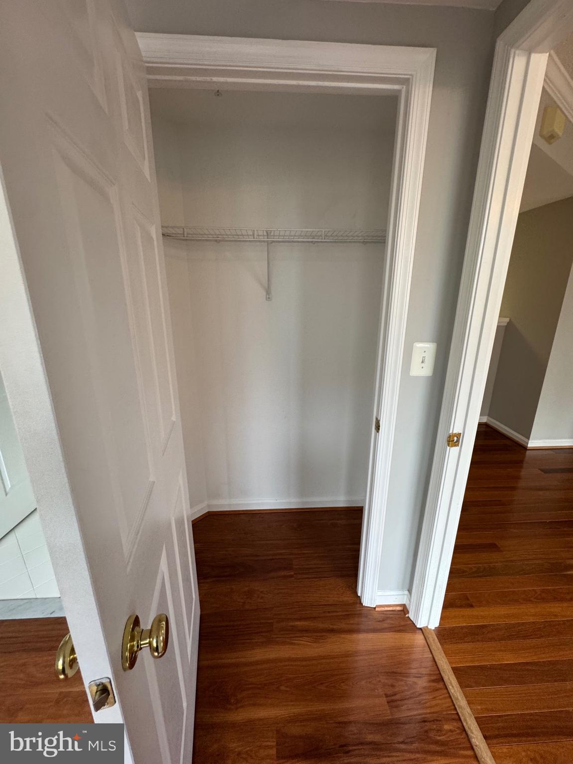 LEXINGTON SQUARE - Residential Lease