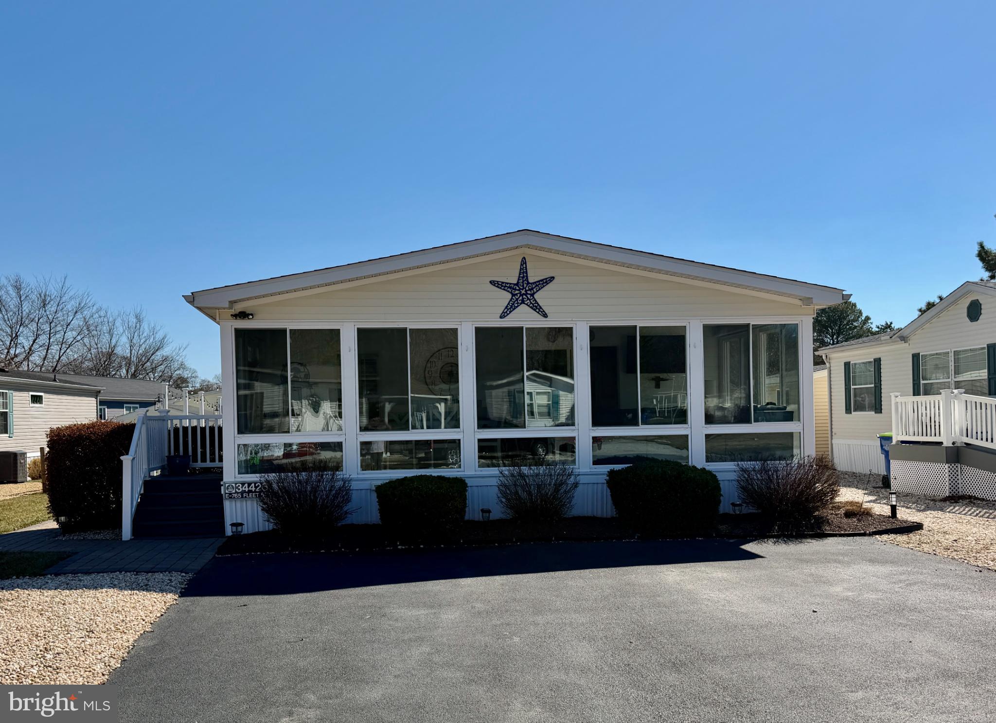 34426 FLEET STREET E-675