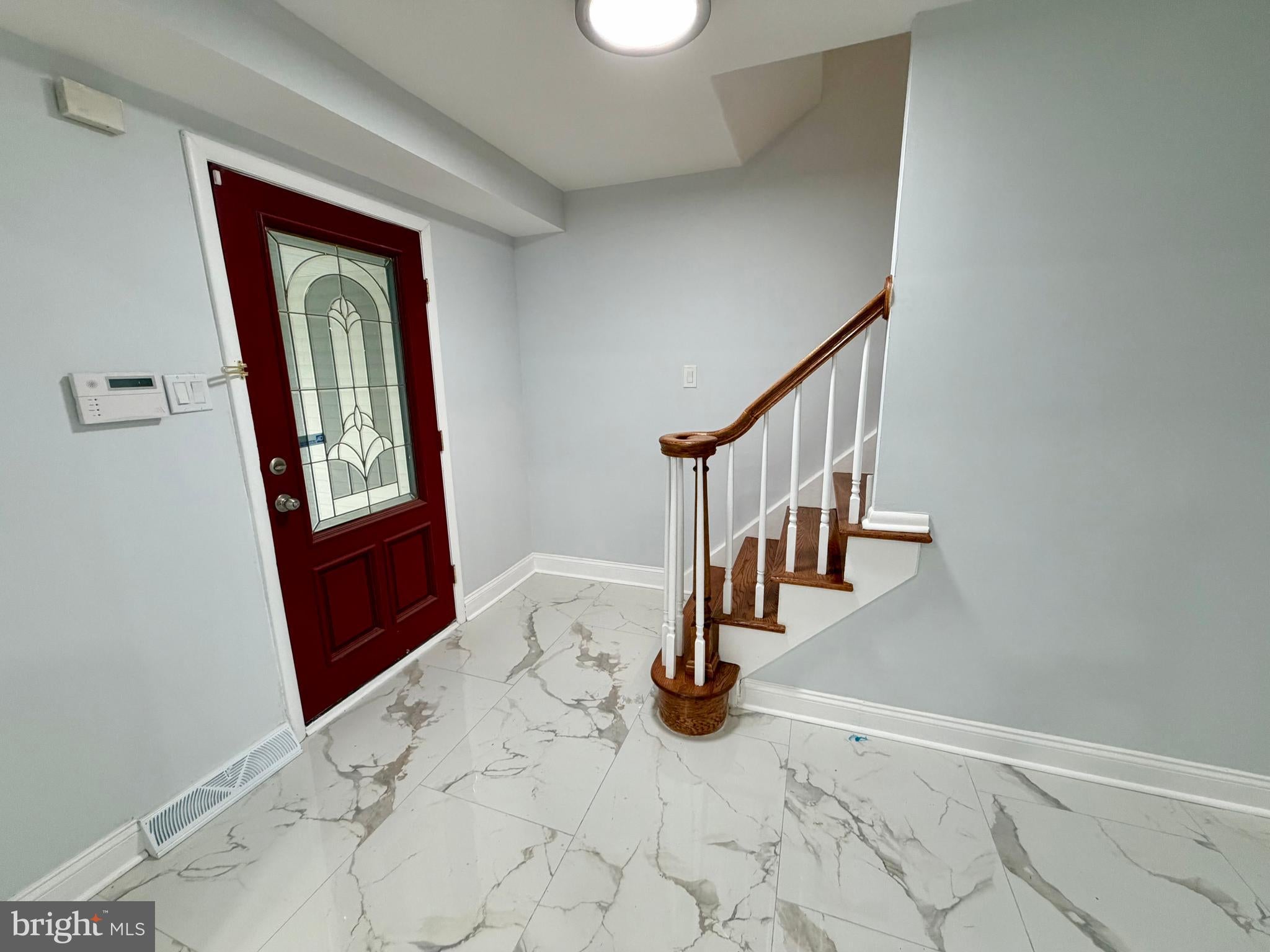 14 CANDLEWYCK WAY