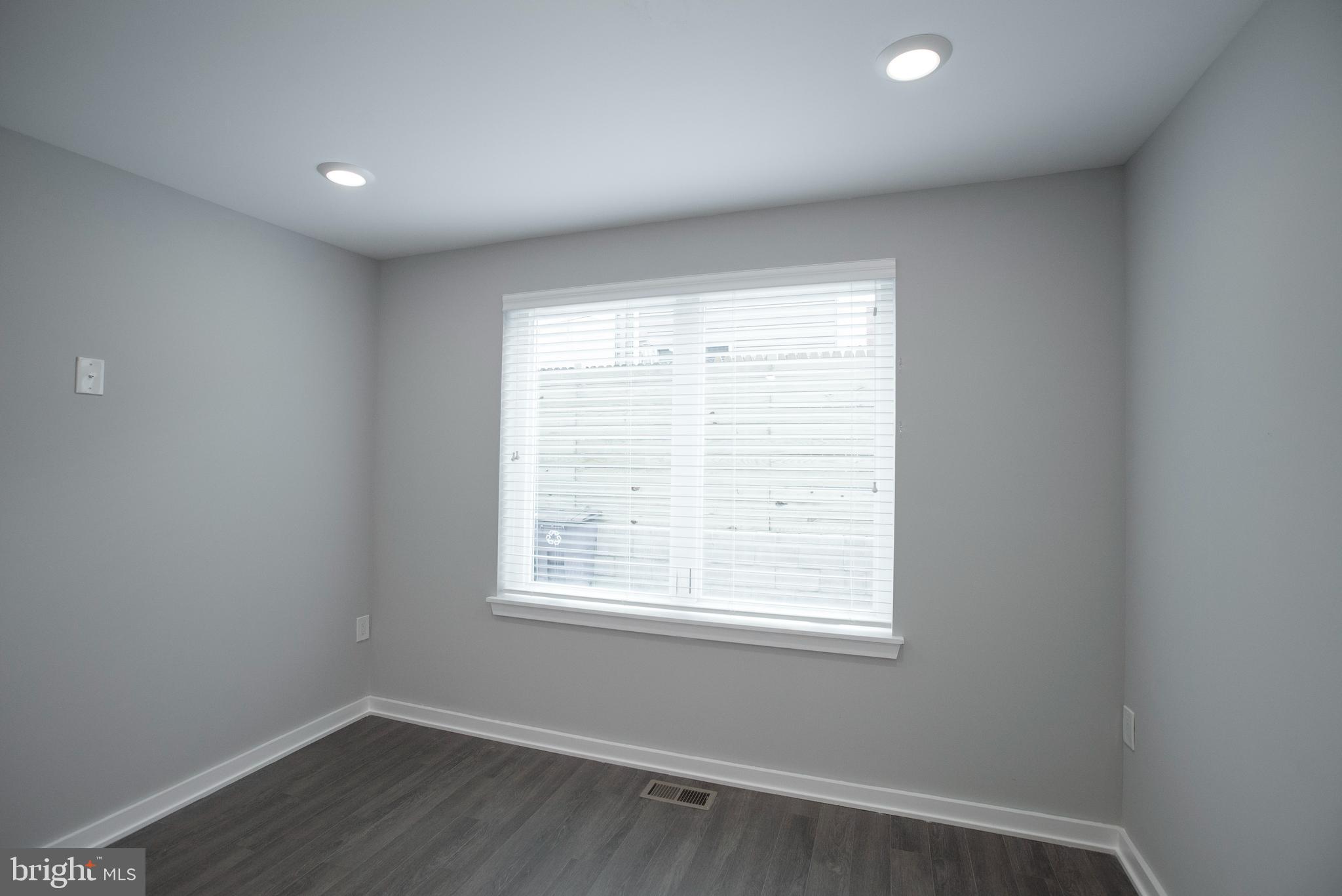 FAIRMOUNT - Residential Lease