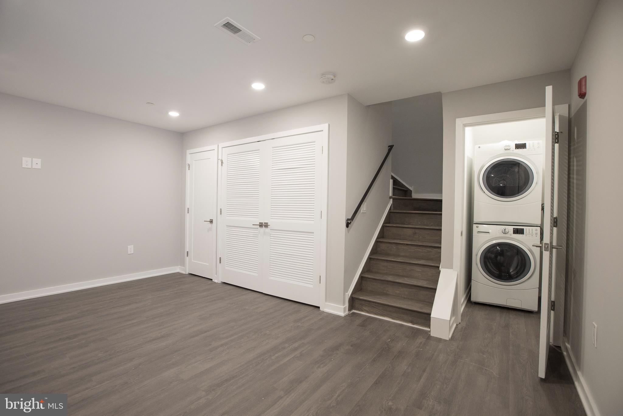 FAIRMOUNT - Residential Lease