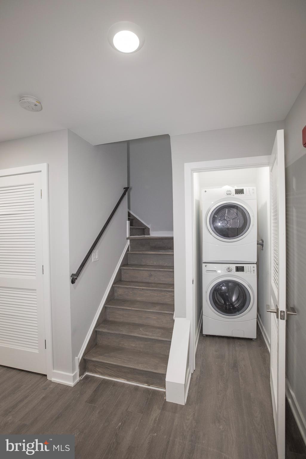 FAIRMOUNT - Residential Lease