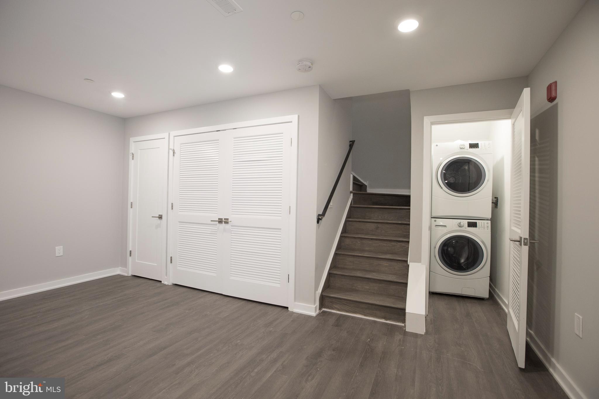 FAIRMOUNT - Residential Lease