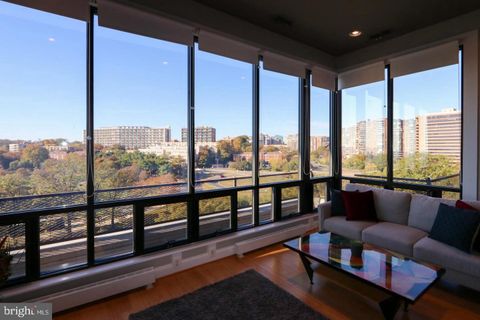 Photo of 1011 Arlington Boulevard #1116, ARLINGTON, VA 22209 (MLS # VAAR2073912)