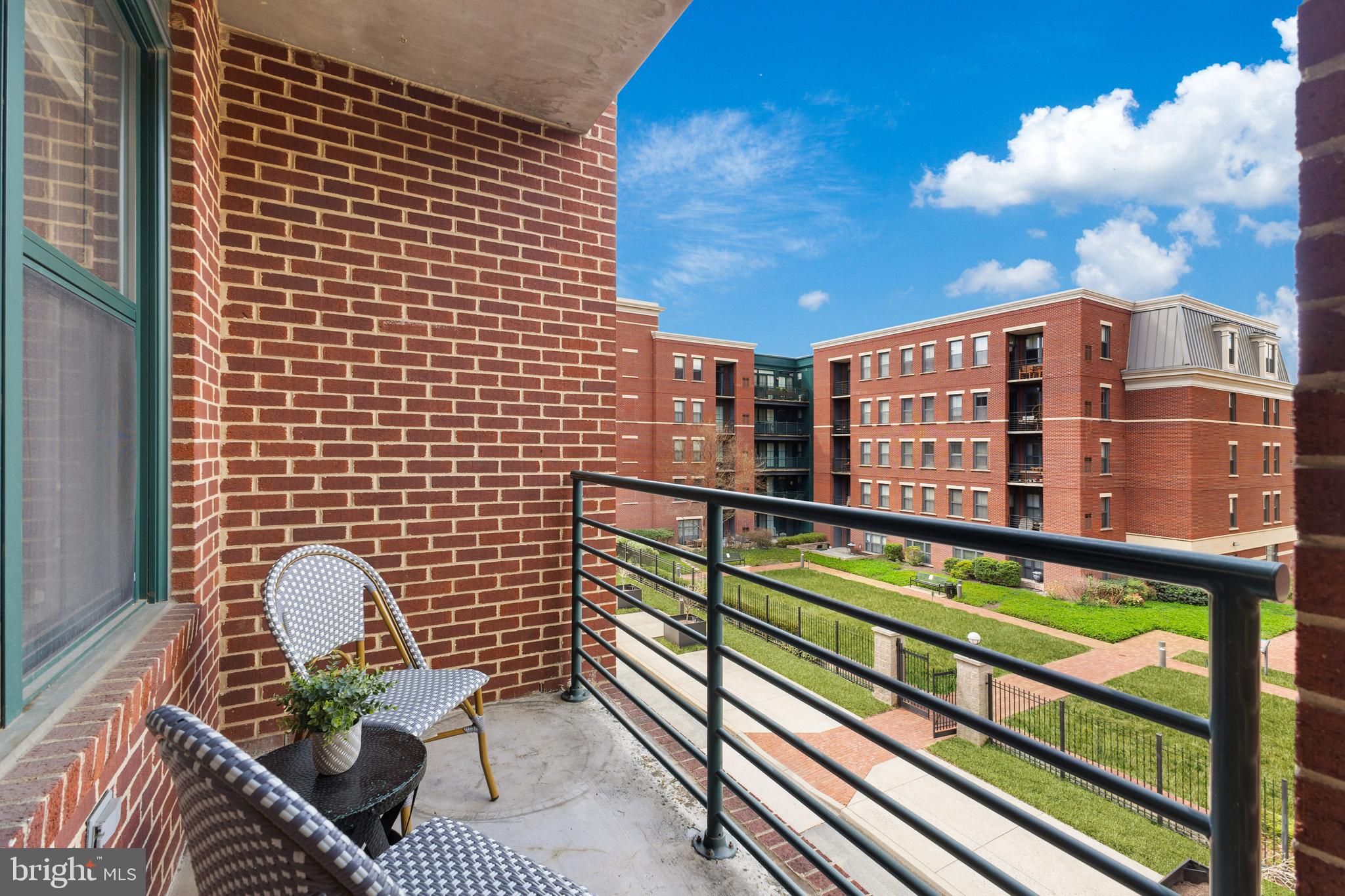 OLD TOWN - Residential