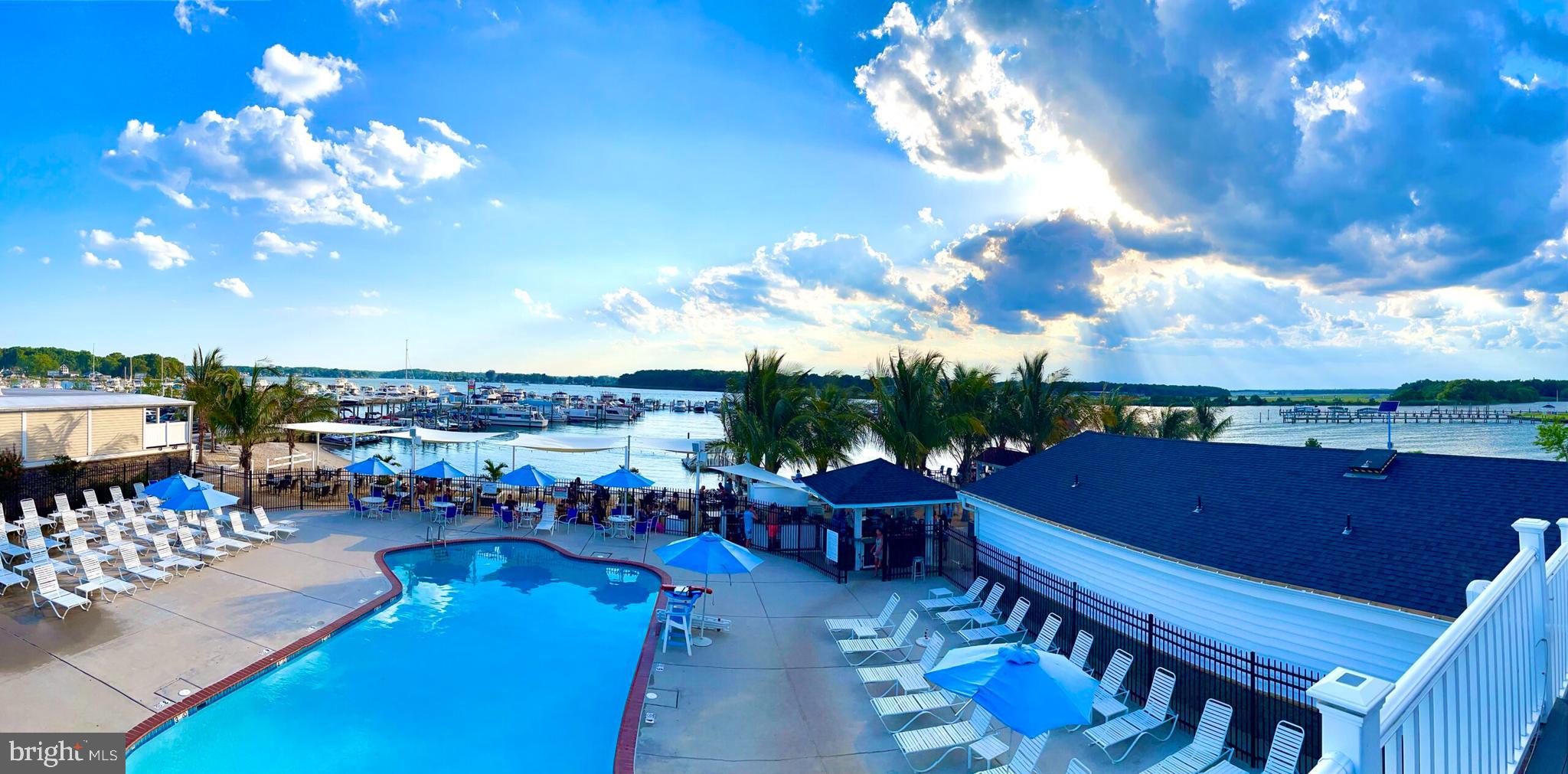 BOWLEYS QUARTERS - Residential