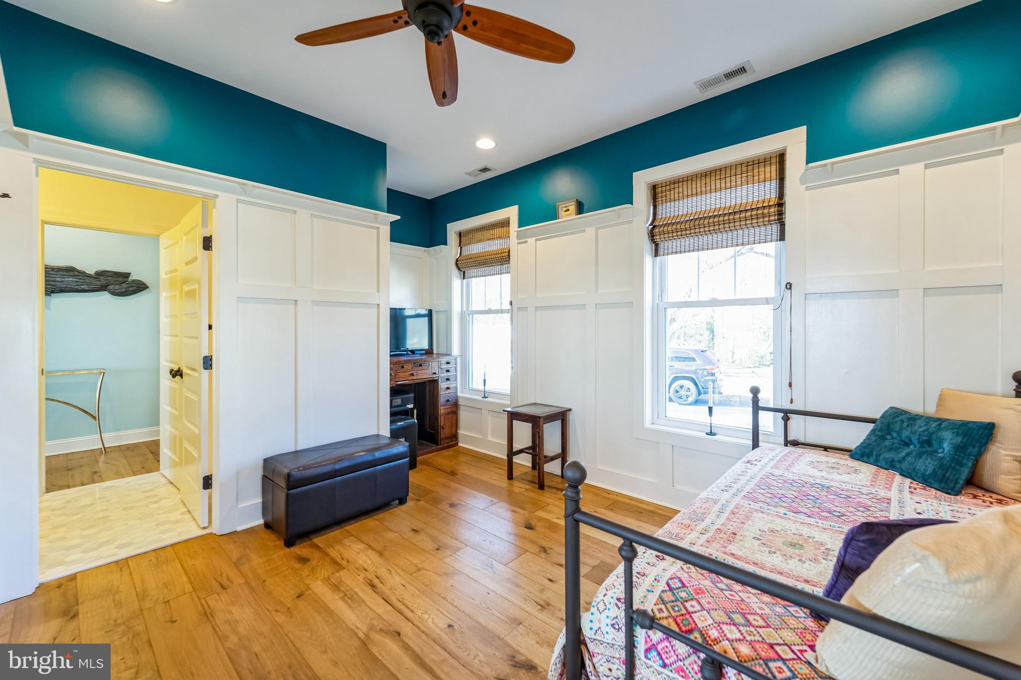 BOWLEYS QUARTERS - Residential