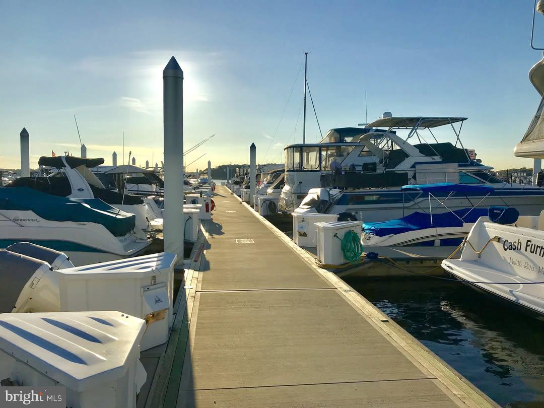 BOWLEYS QUARTERS - Residential