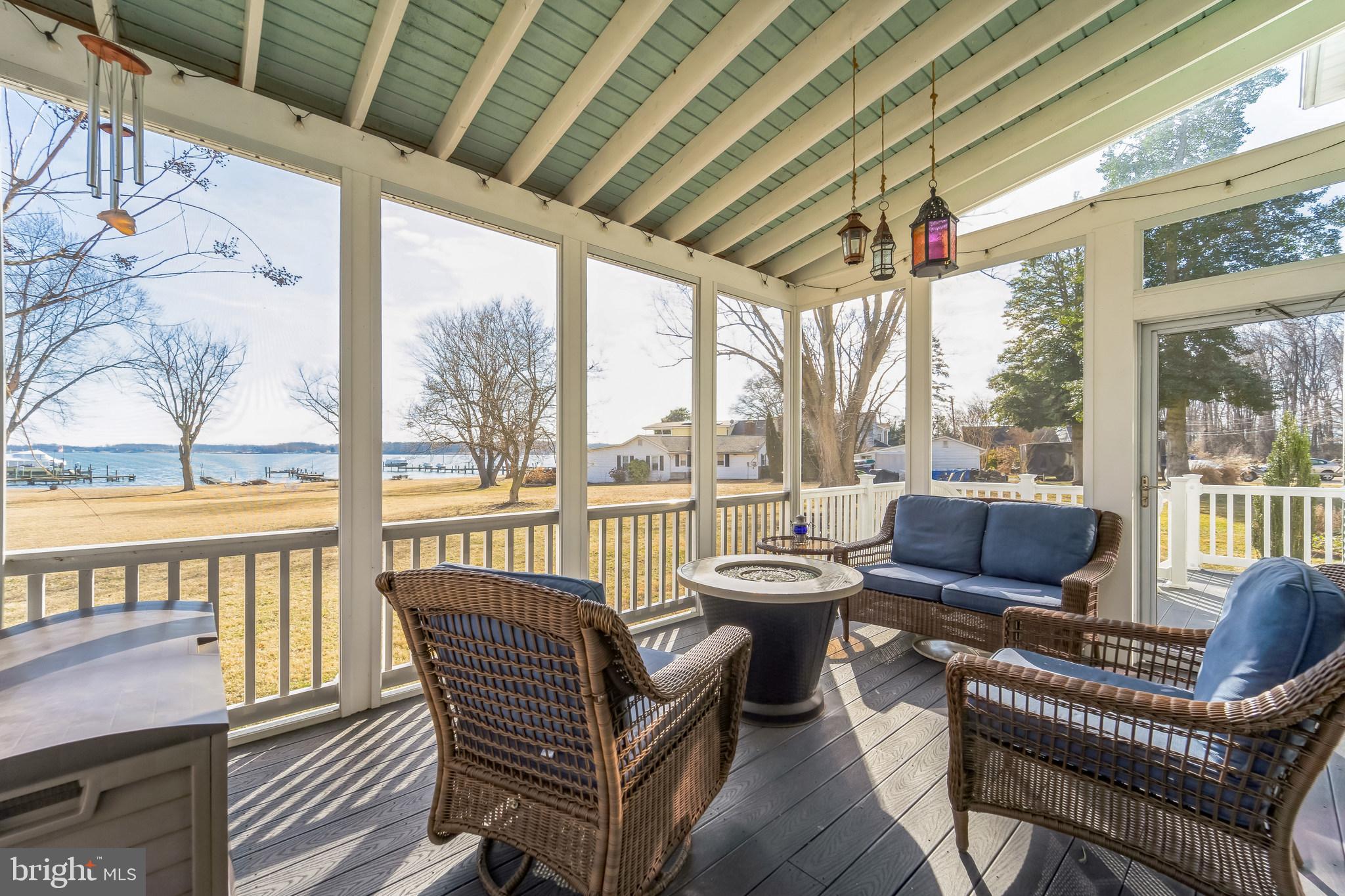 BOWLEYS QUARTERS - Residential