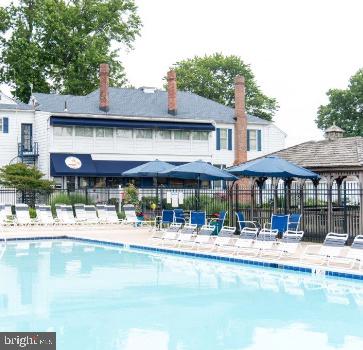 BOWLEYS QUARTERS - Residential