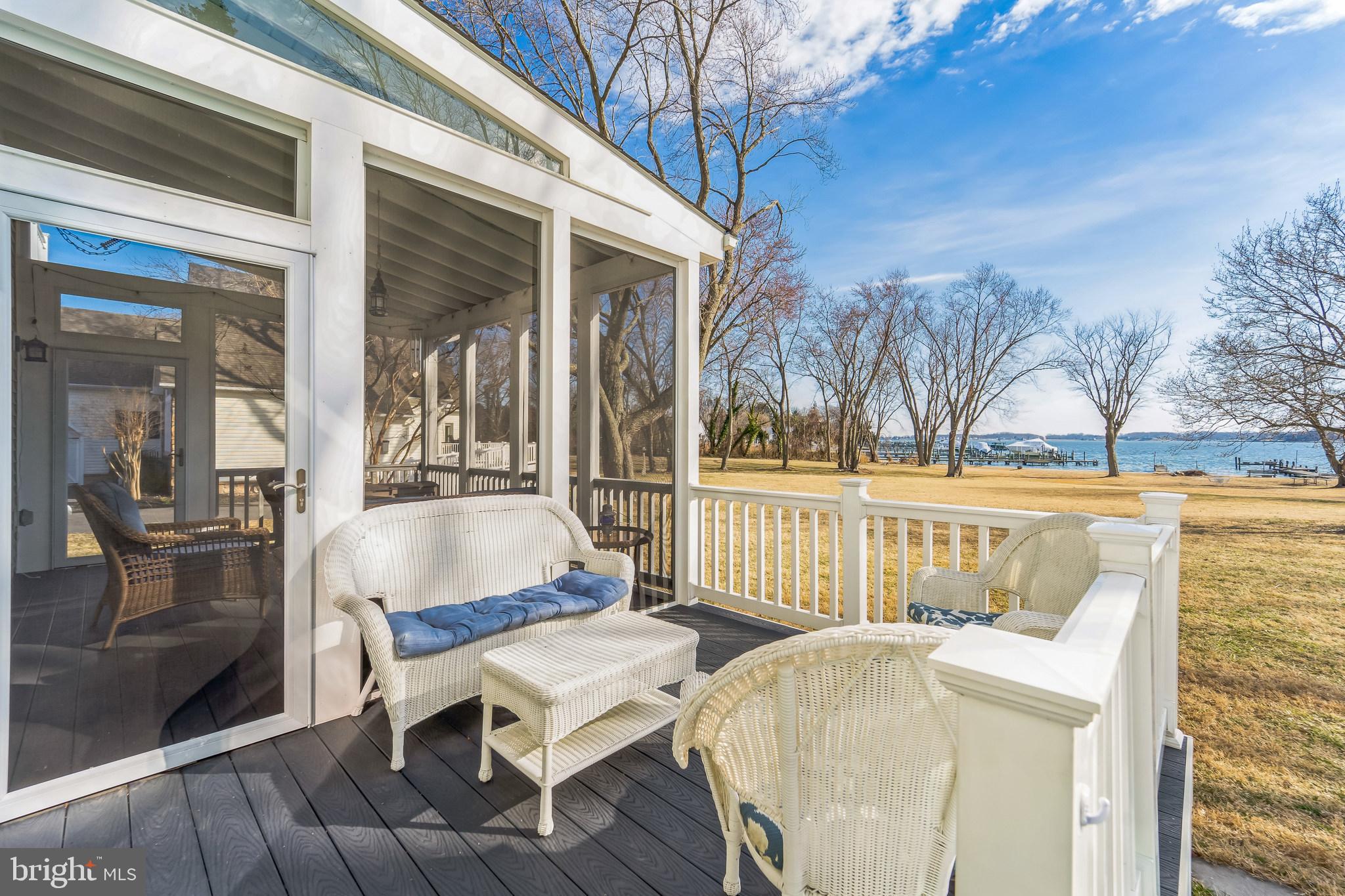 BOWLEYS QUARTERS - Residential