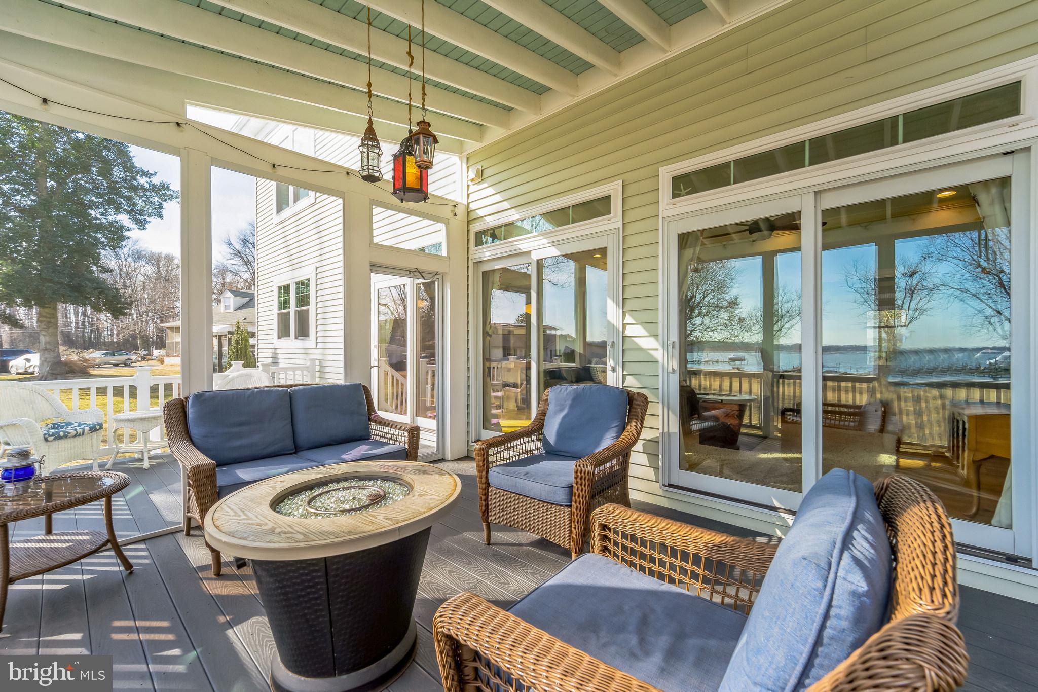 BOWLEYS QUARTERS - Residential