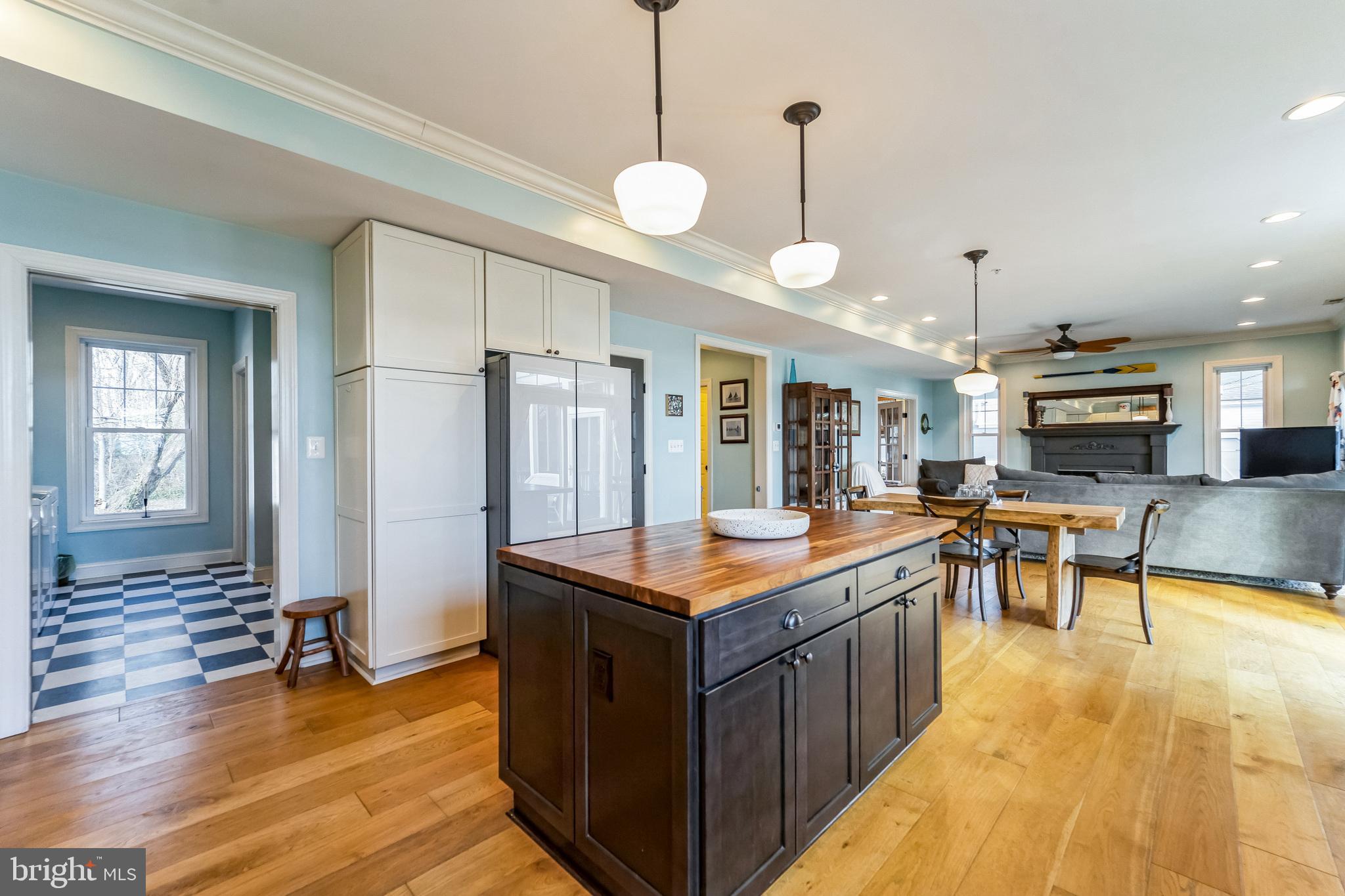 BOWLEYS QUARTERS - Residential