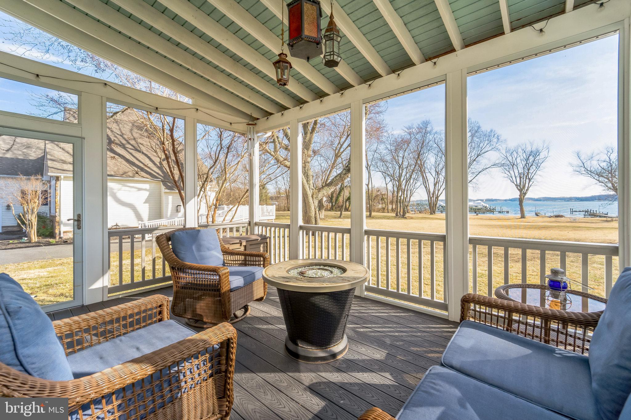 BOWLEYS QUARTERS - Residential