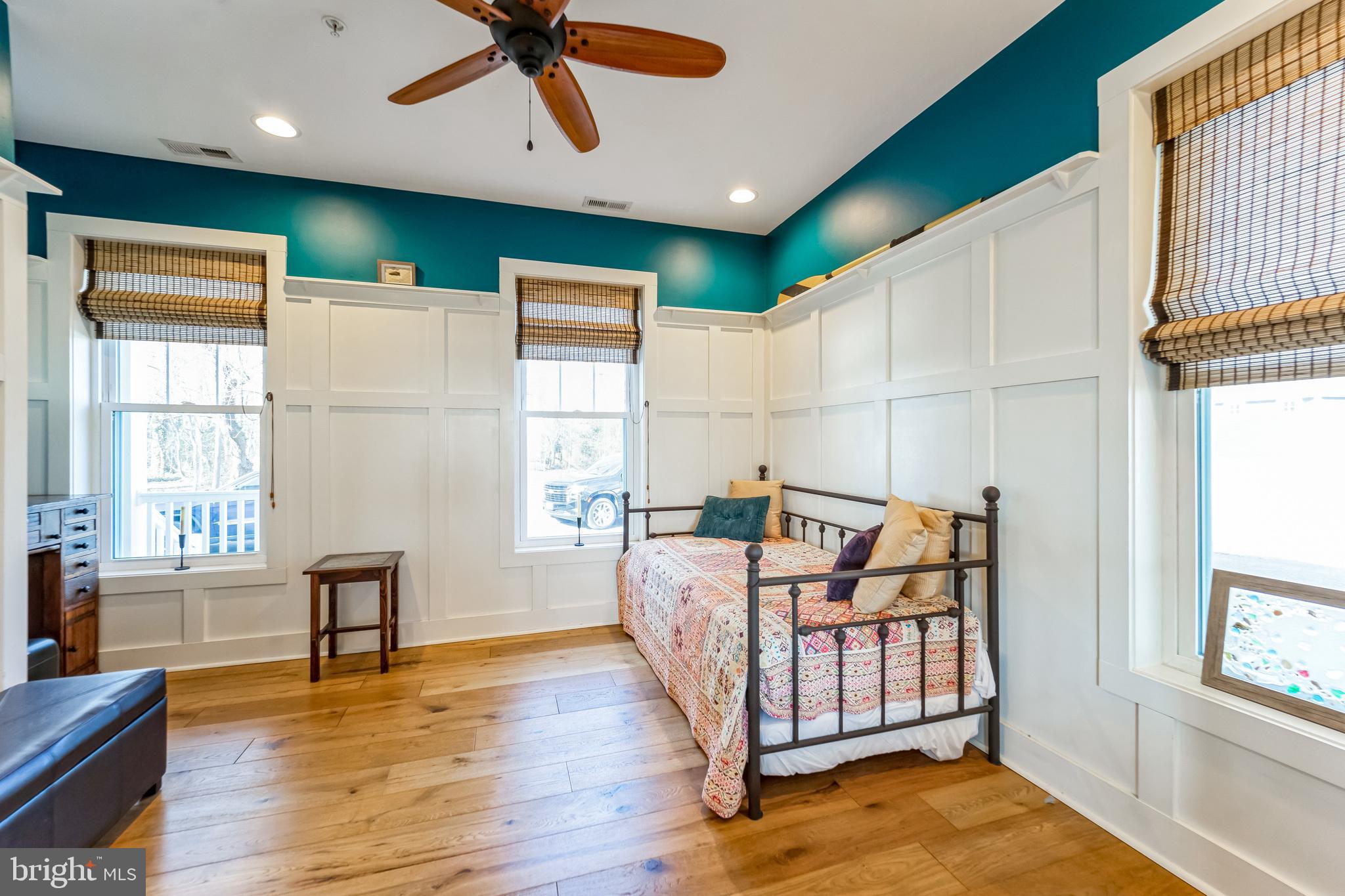 BOWLEYS QUARTERS - Residential