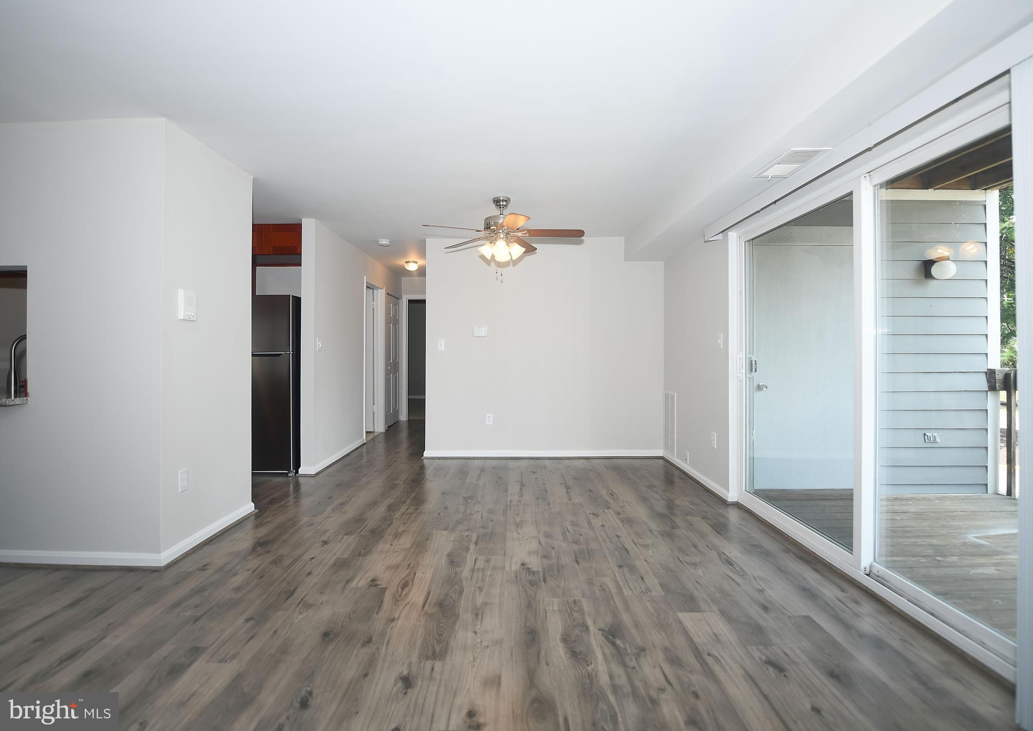 CROMWELL FOUNTAIN - Residential