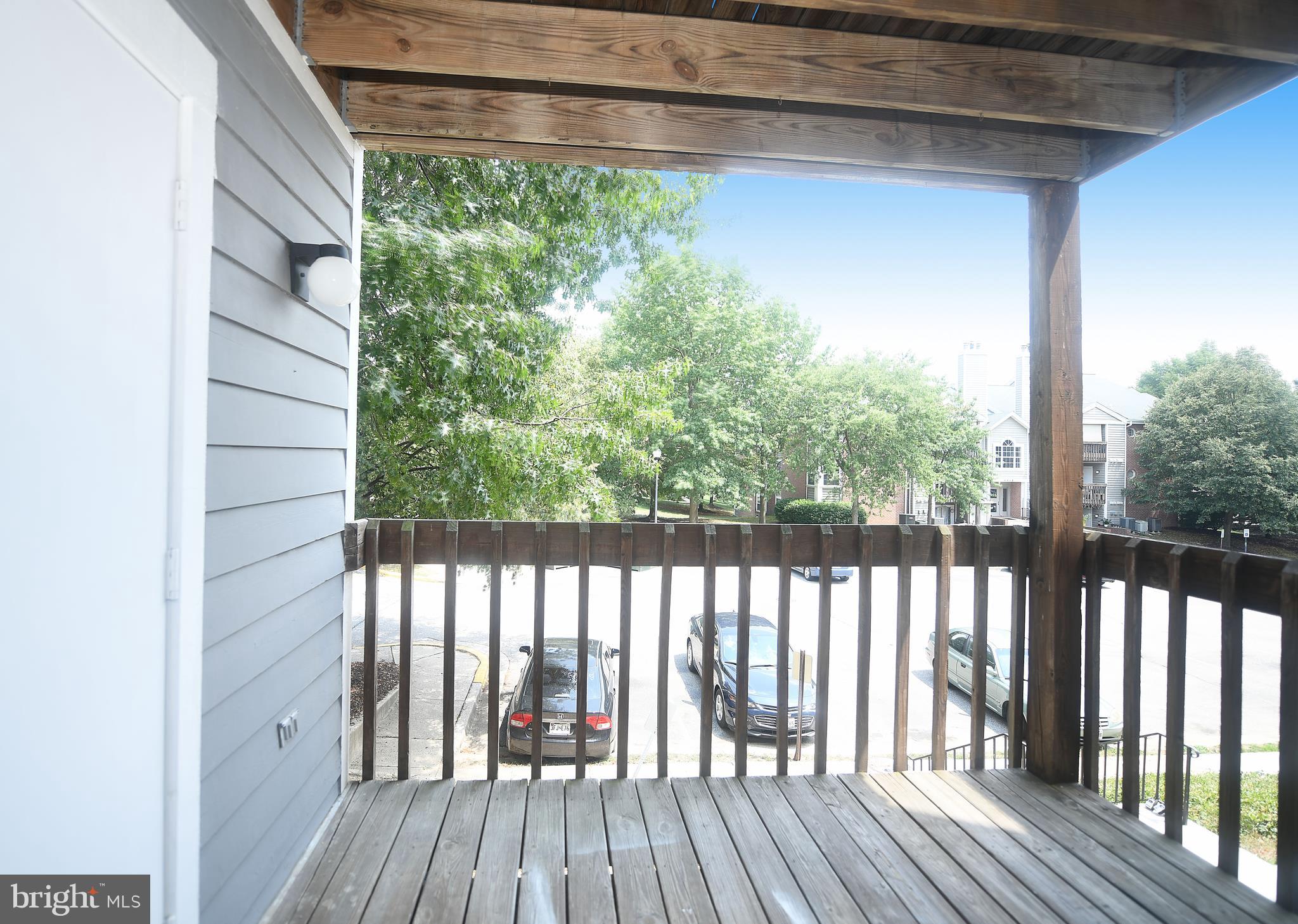 CROMWELL FOUNTAIN - Residential