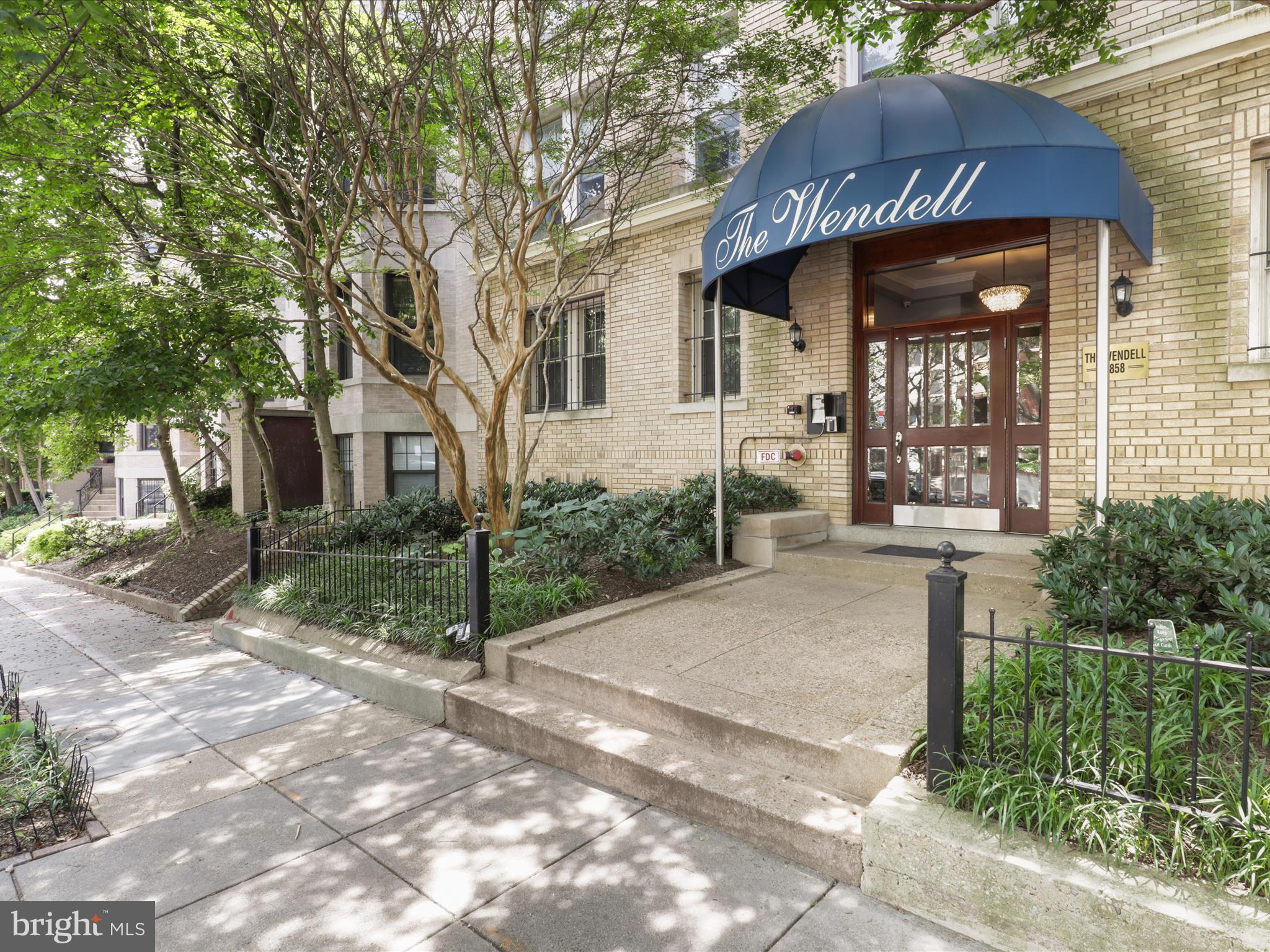 1858 CALIFORNIA STREET NW 33