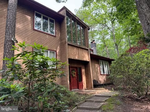 18 TOMAHAWK CT MEDFORD NJ 08055