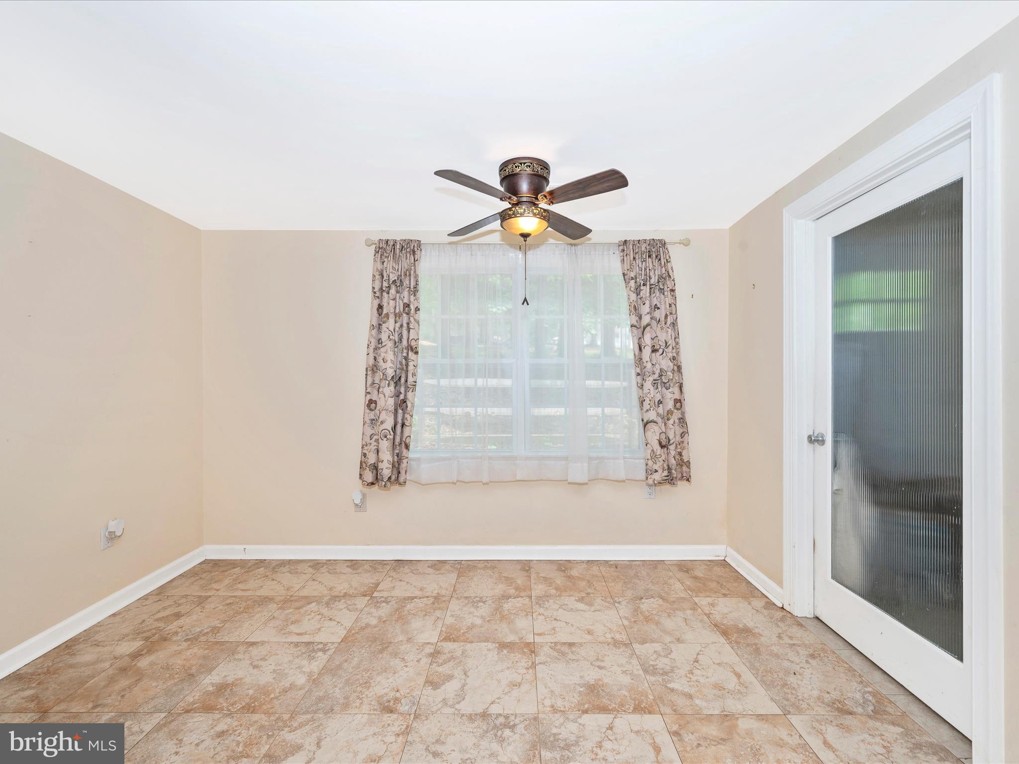 SHANNONDALE - Residential