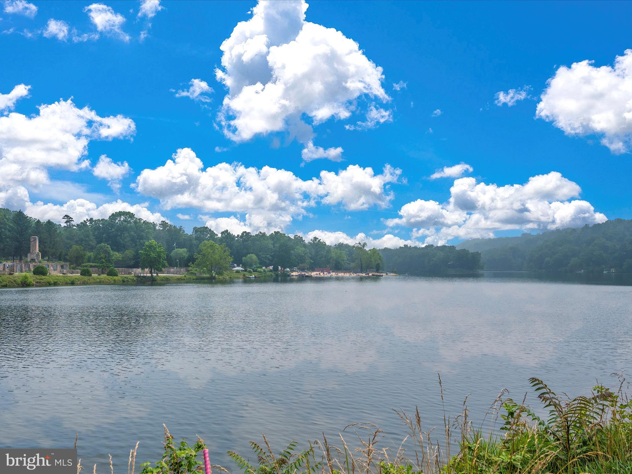 SHANNONDALE - Residential