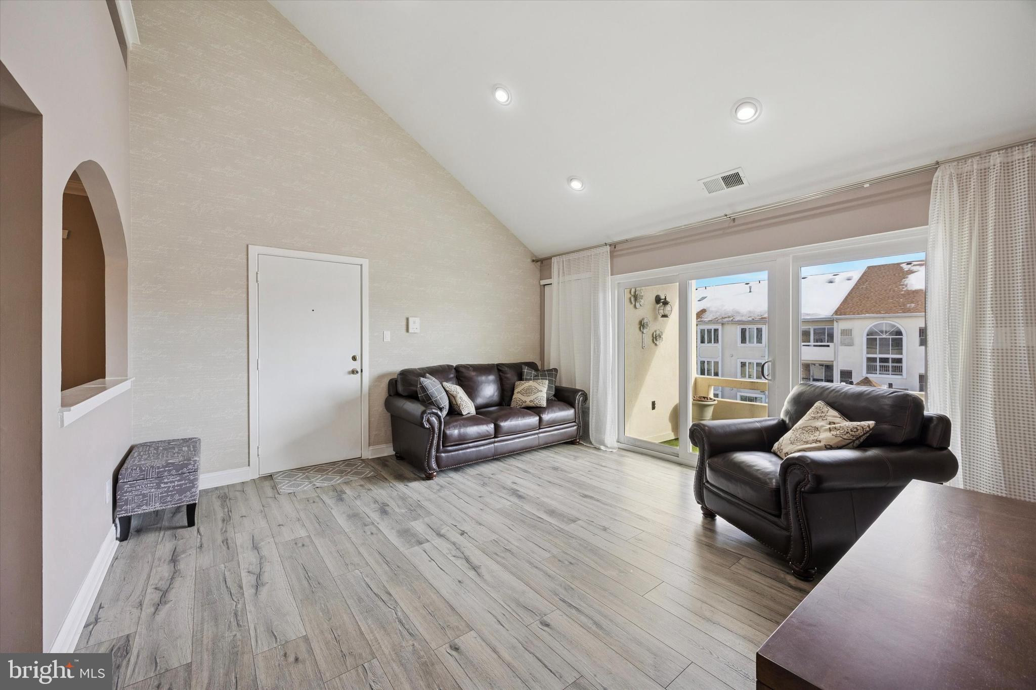 27 BONNIE GELLMAN COURT B27