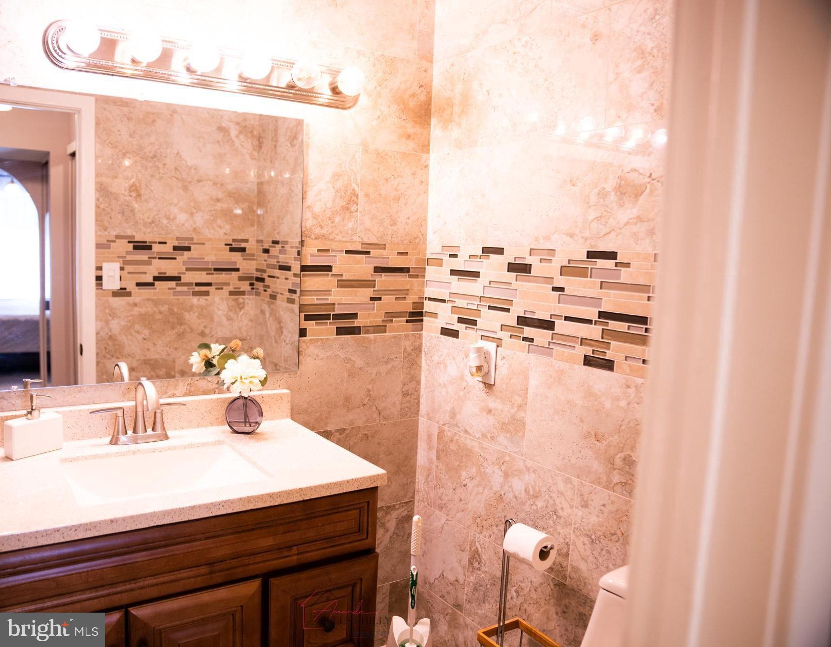 FOUNTAIN POINTE - Residential