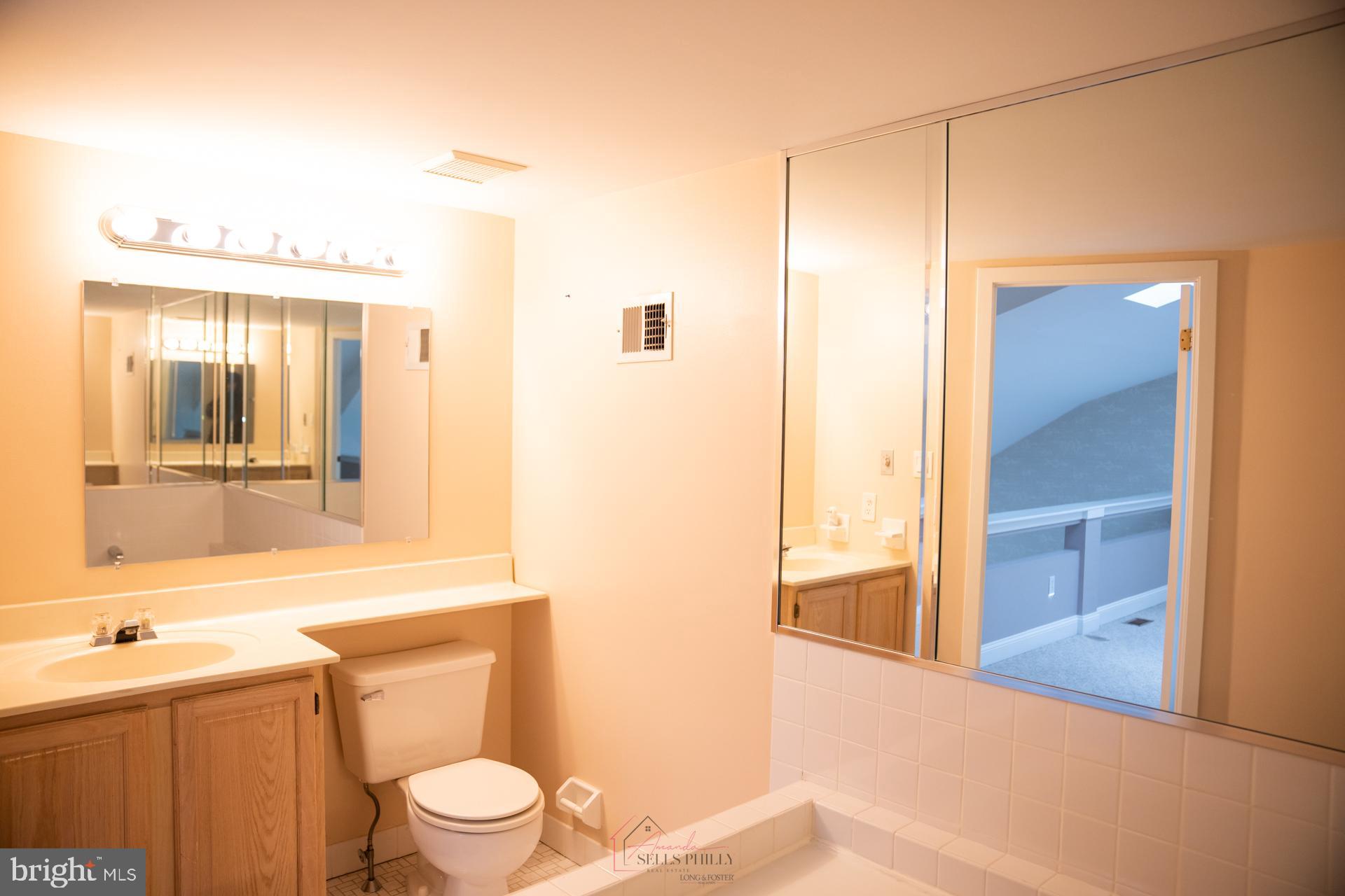 FOUNTAIN POINTE - Residential