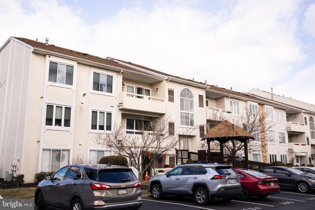 Photo of 27 Bonnie Gellman Court #B27, PHILADELPHIA, PA 19114 (MLS # PAPH2572376)
