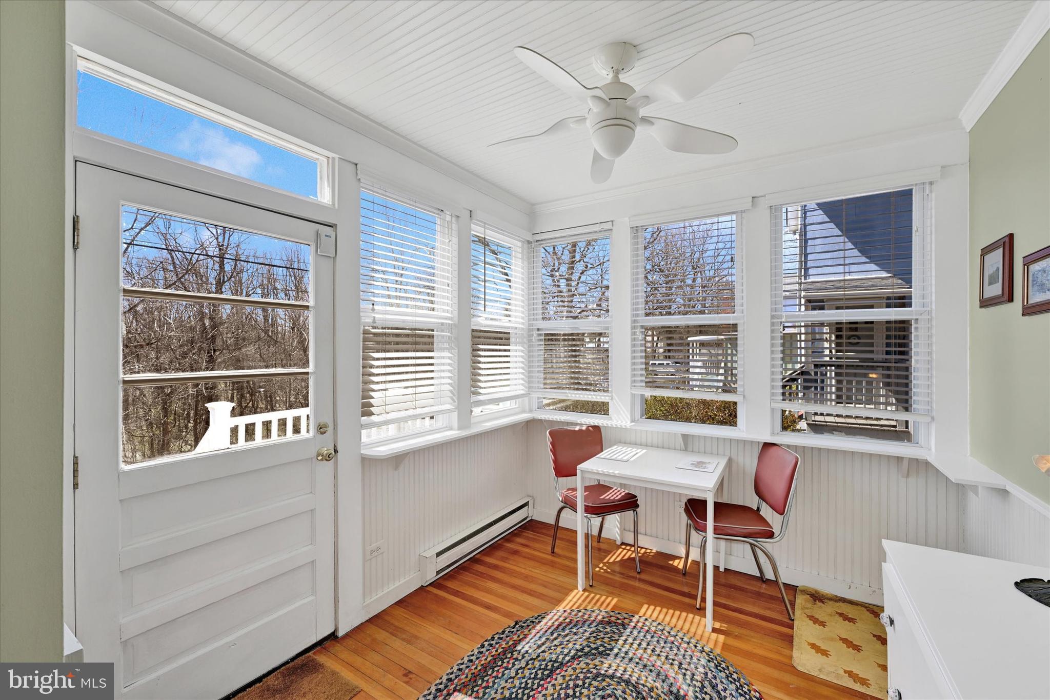 GLYNDON PARK - Residential