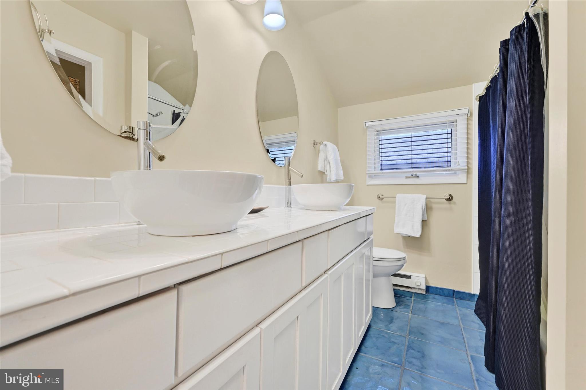 GLYNDON PARK - Residential